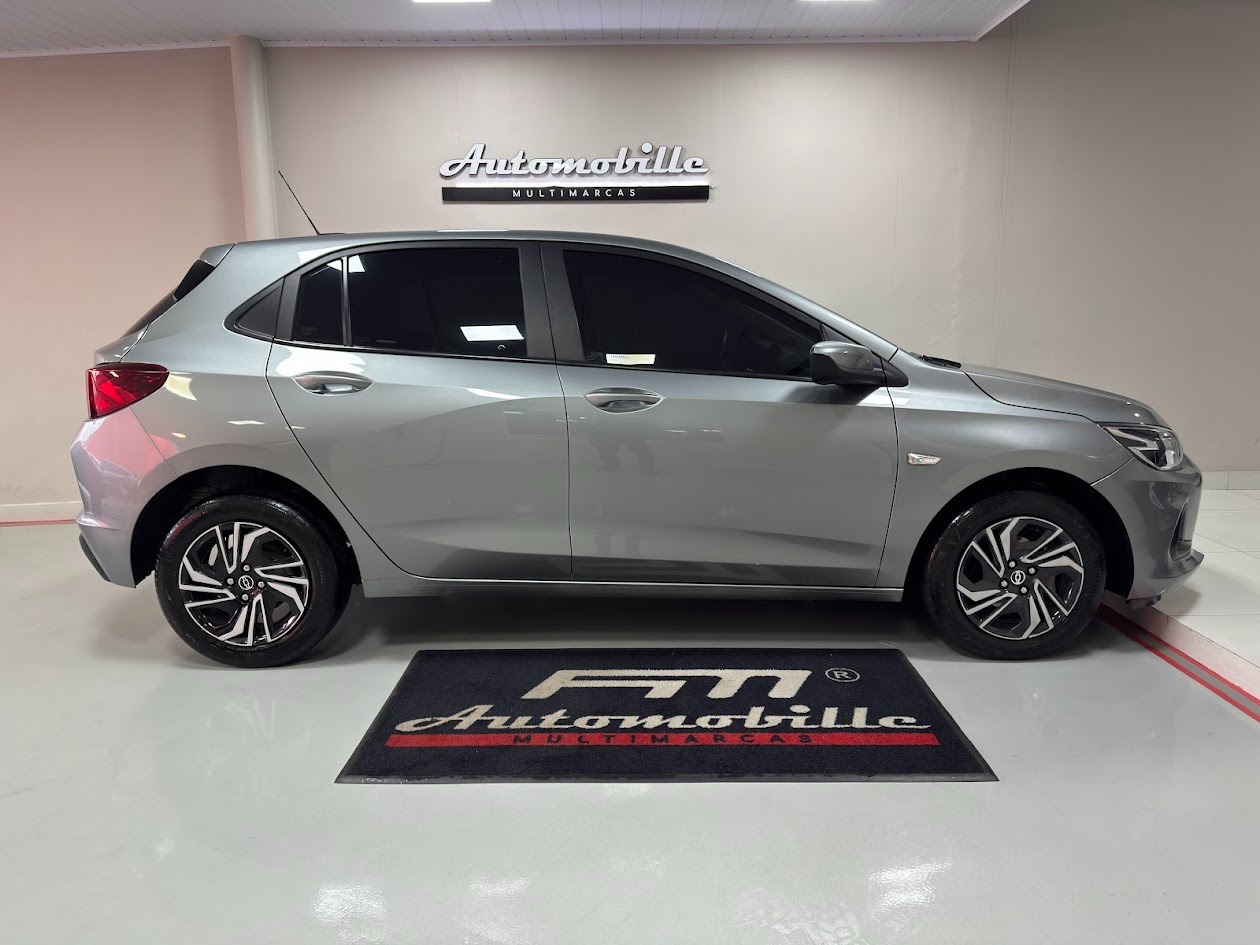 Chevrolet Onix Hatch LT 1.0 12V Flex 5P Mec. - foto 4