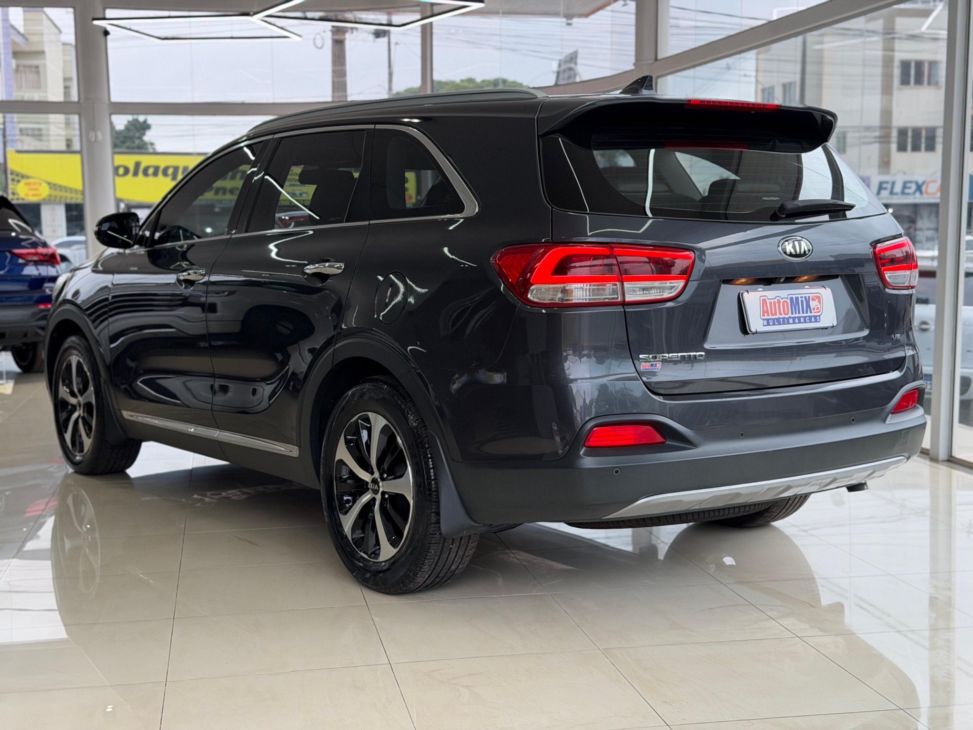 Kia Sorento 3.3 V6 24V 270cv 4X2 Aut. - foto 7