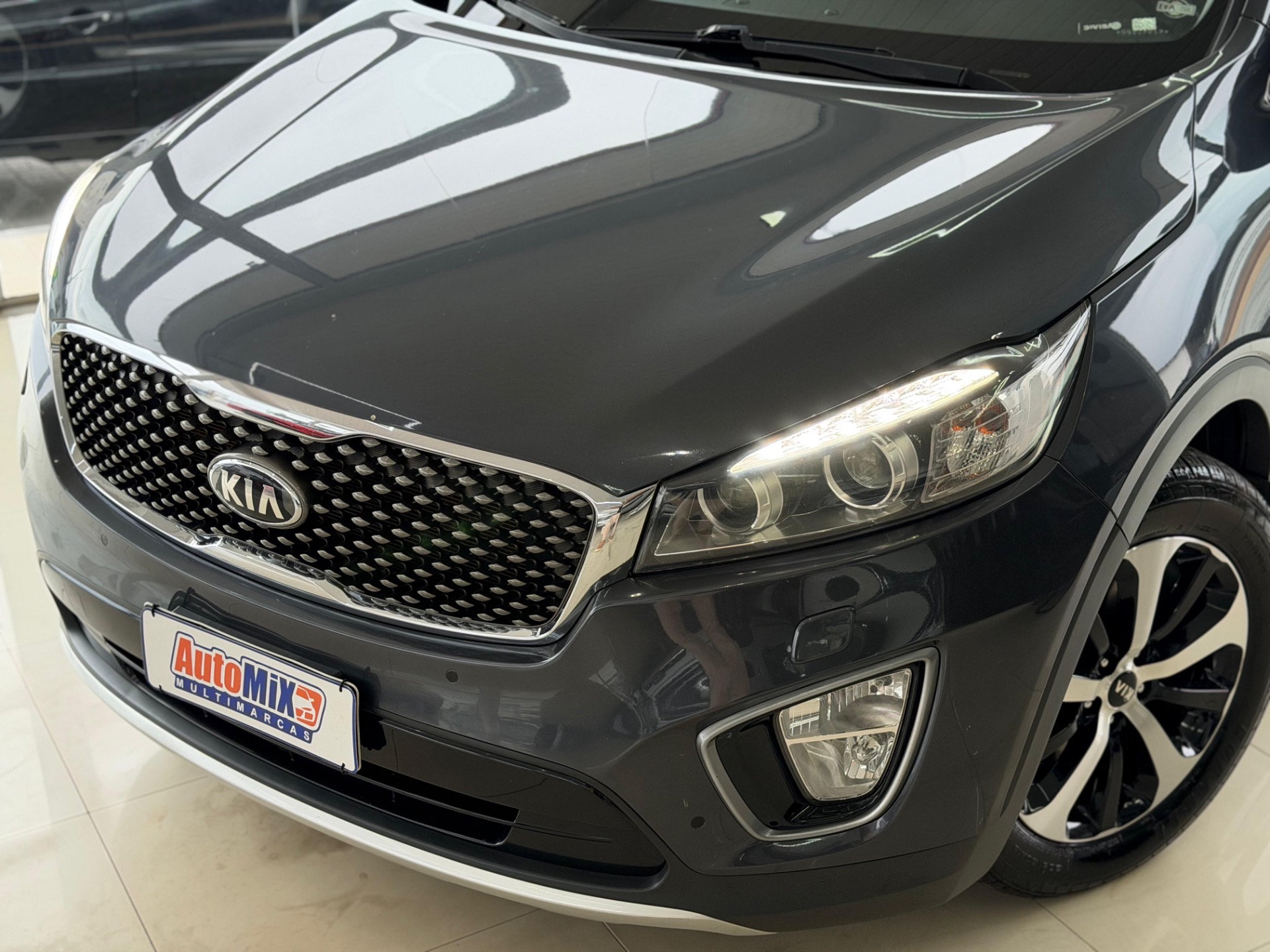 Kia Sorento 3.3 V6 24V 270cv 4X2 Aut. - foto 2