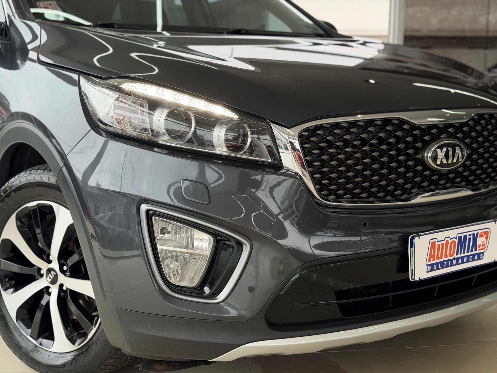Kia Sorento 3.3 V6 24V 270cv 4X2 Aut. - foto 4