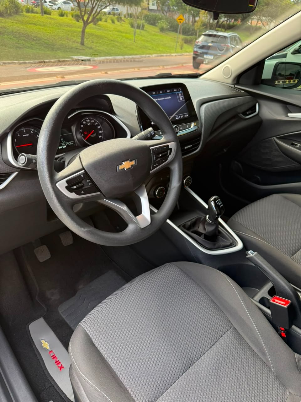 Chevrolet Onix Hatch LT 1.0 12V Flex 5P Mec. - foto 5