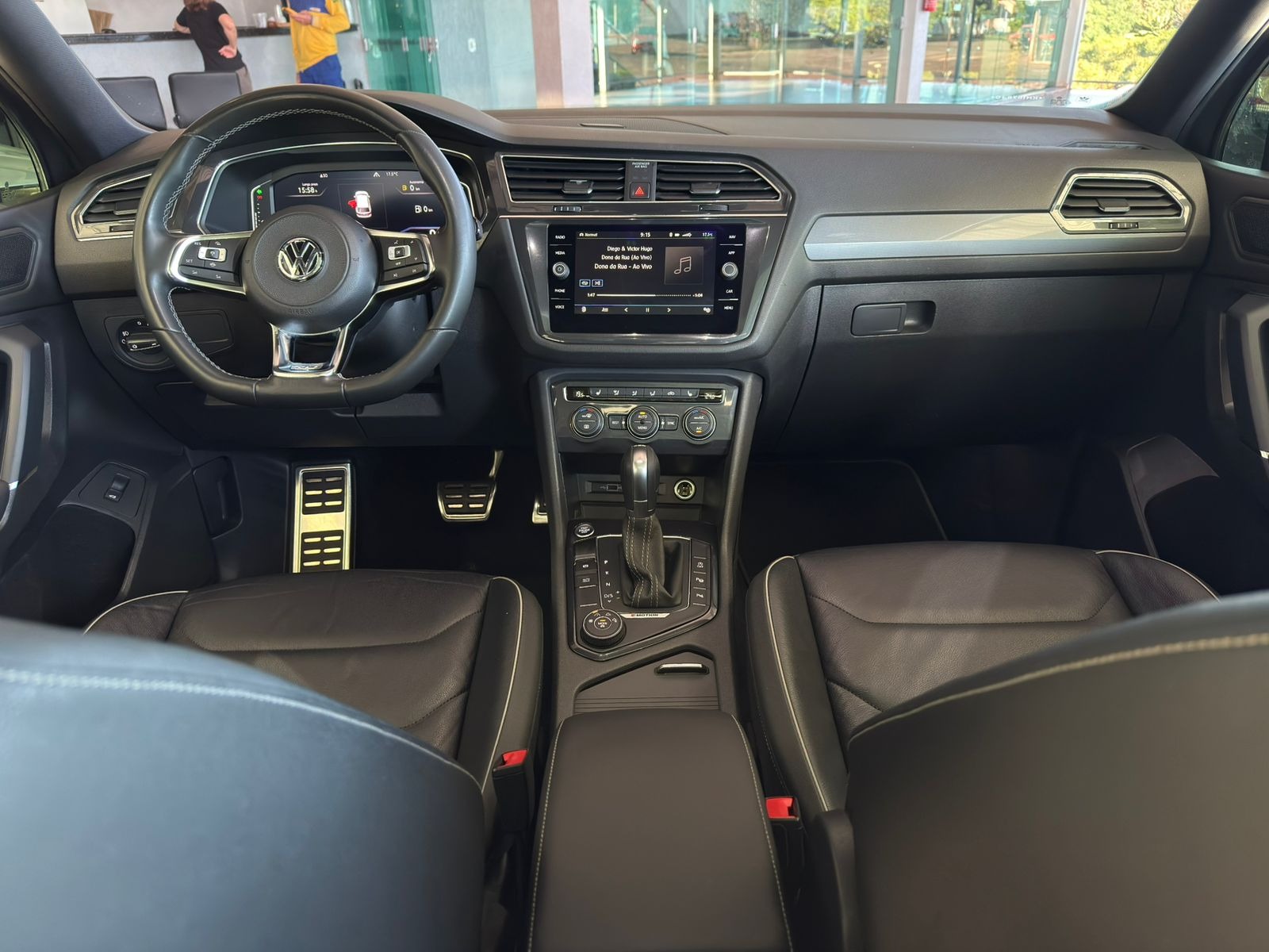 Volkswagen Tiguan Allspac R Line 350 TSI 2.0 4X4 - foto 14