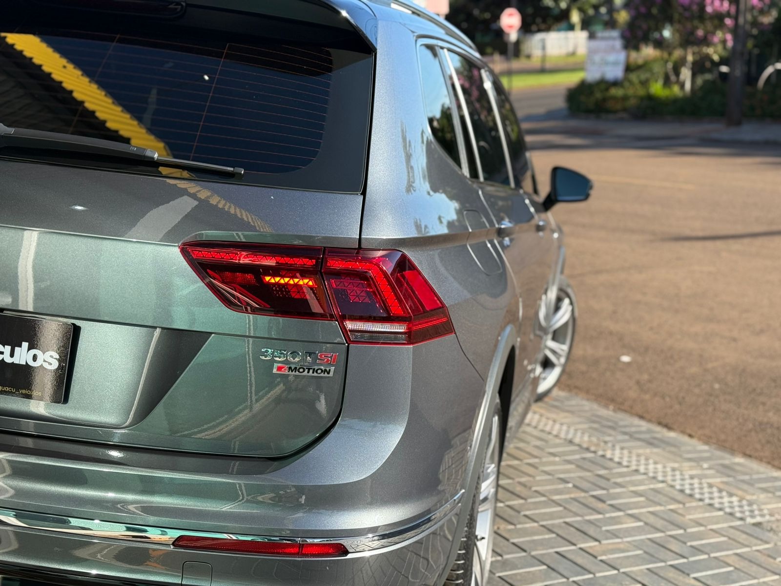 Volkswagen Tiguan Allspac R Line 350 TSI 2.0 4X4 - foto 6