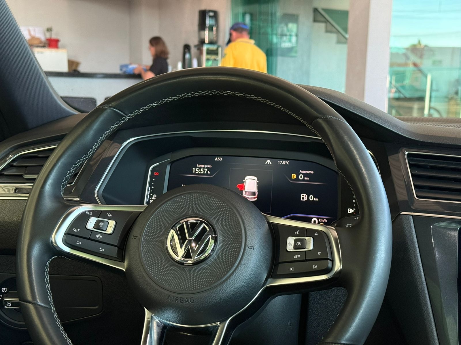 Volkswagen Tiguan Allspac R Line 350 TSI 2.0 4X4 - foto 13