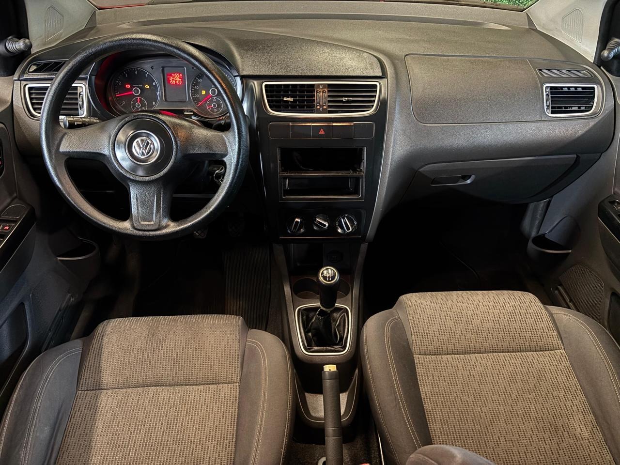 Volkswagen Fox 1.0 Mi Total Flex 8V 5P - foto 12