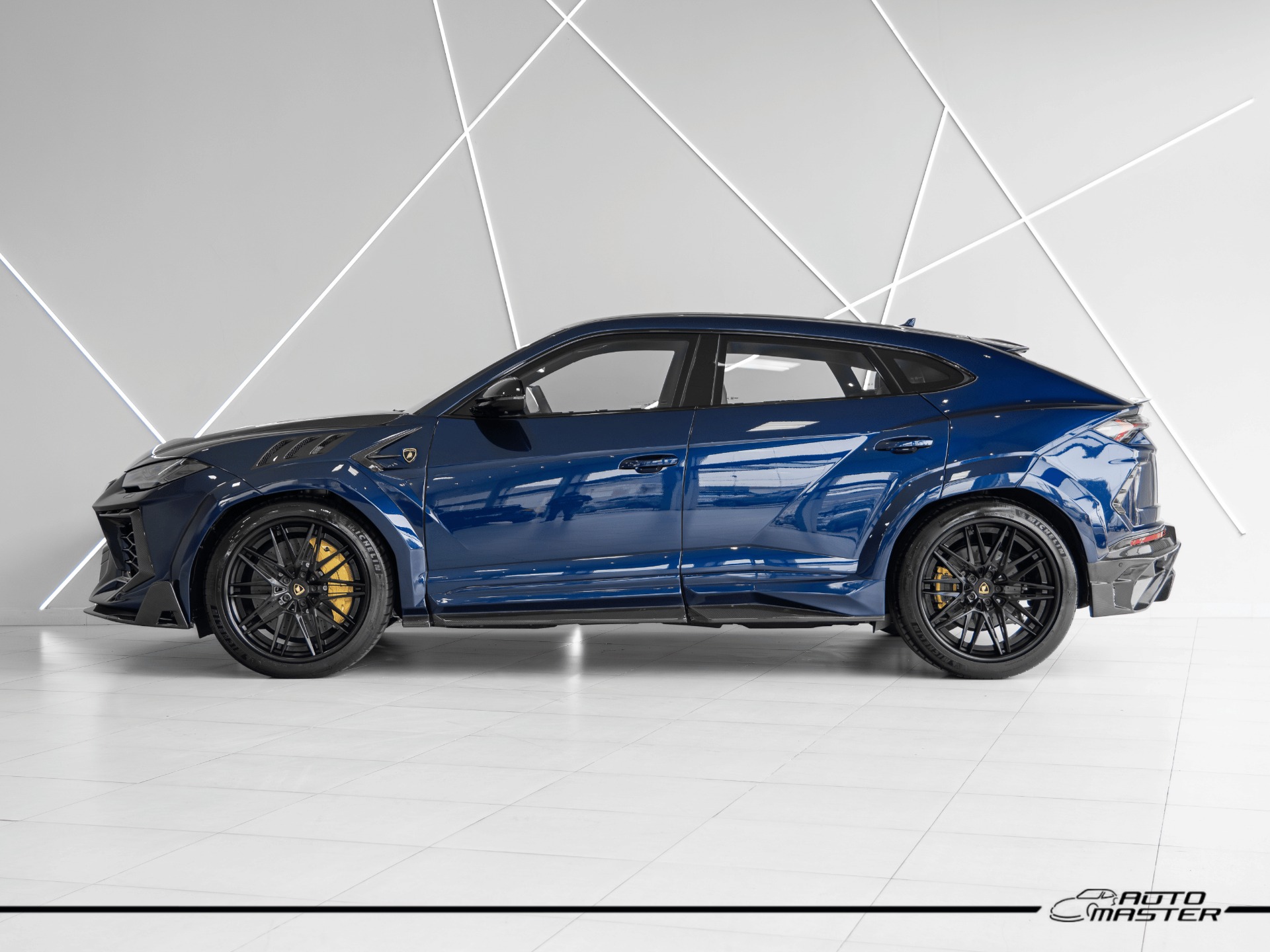 Lamborghini URUS 2022