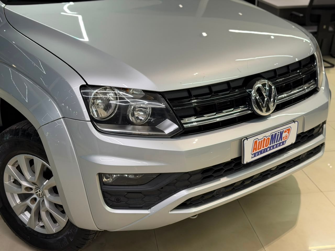Volkswagen Amarok Comfor. Cd 2.0 TDI 4X4 Dies. Aut. - foto 2