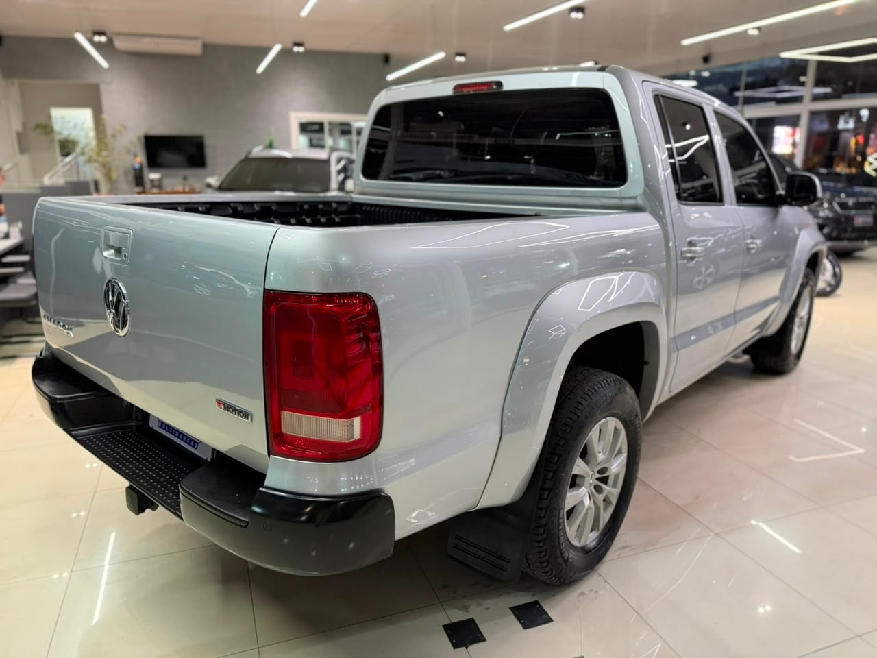 Volkswagen Amarok Comfor. Cd 2.0 TDI 4X4 Dies. Aut. - foto 7