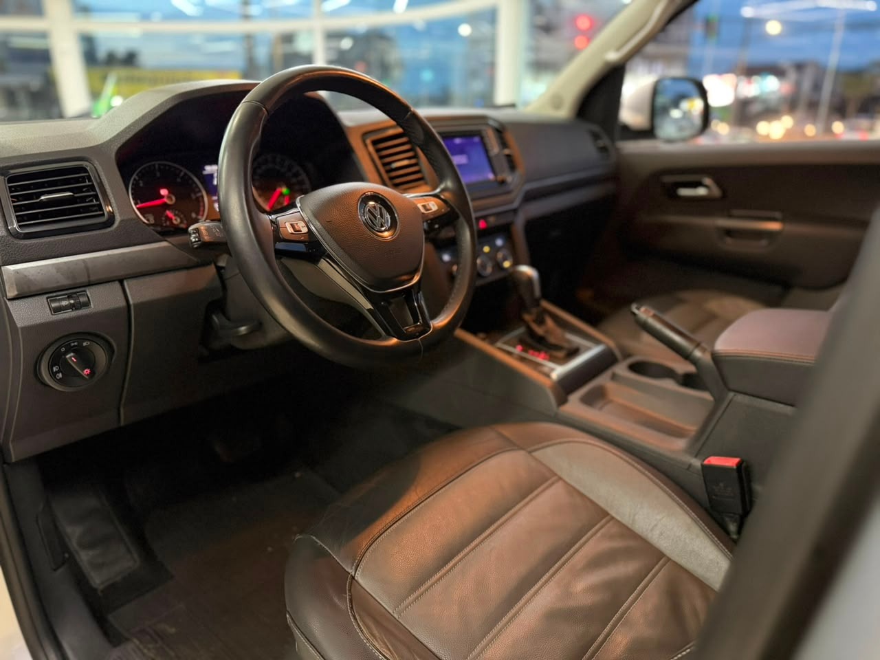 Volkswagen Amarok Comfor. Cd 2.0 TDI 4X4 Dies. Aut. - foto 11