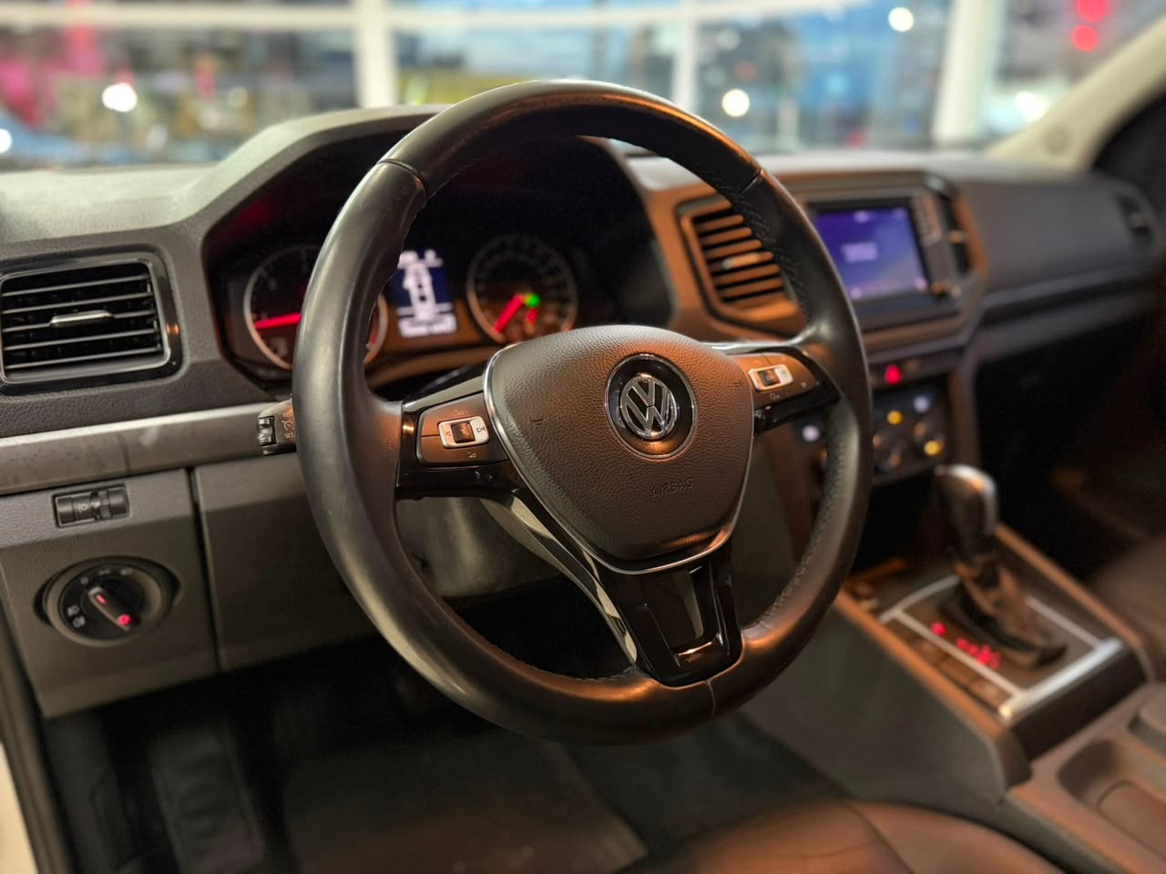 Volkswagen Amarok Comfor. Cd 2.0 TDI 4X4 Dies. Aut. - foto 12