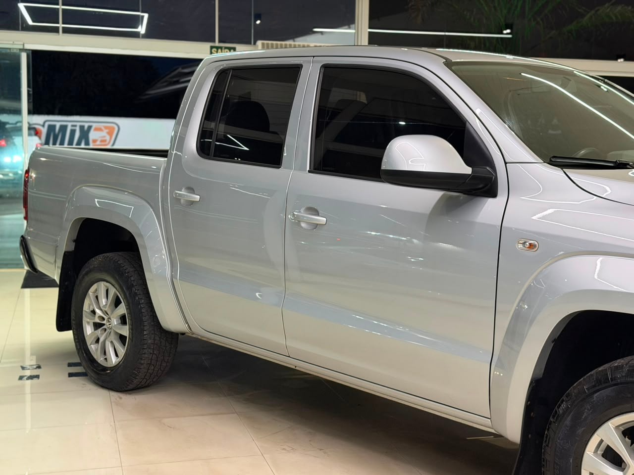 Volkswagen Amarok Comfor. Cd 2.0 TDI 4X4 Dies. Aut. - foto 8