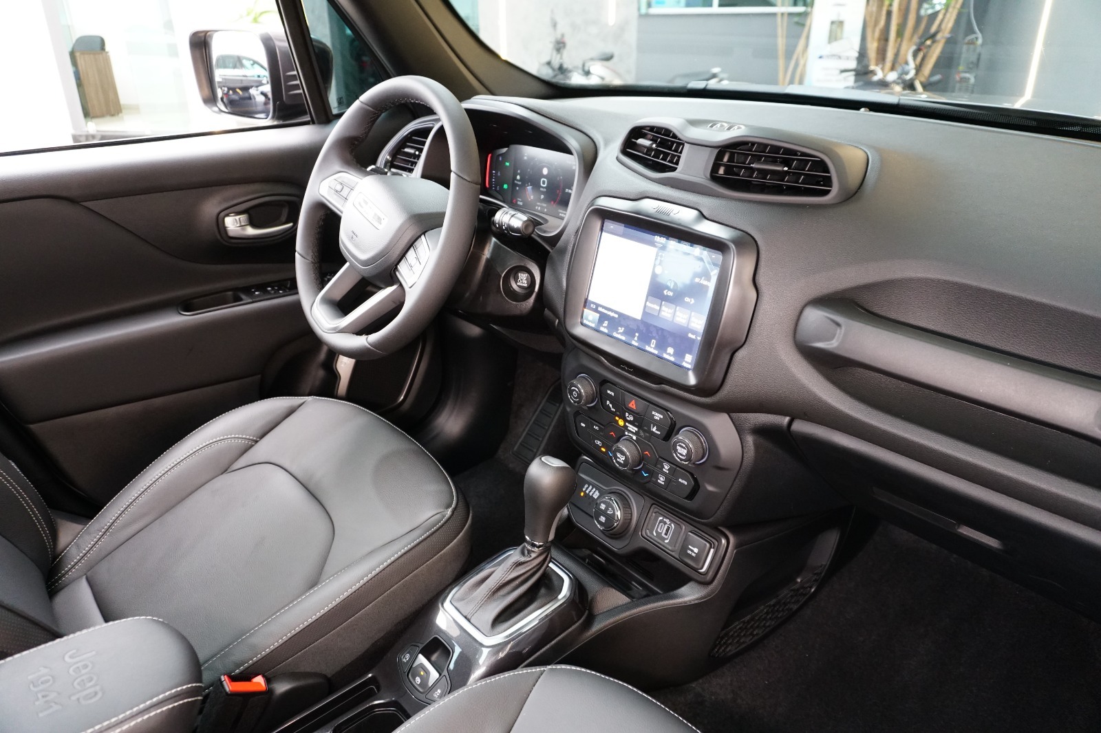 Jeep Renegade S T270 1.3 Tb 4X4 Flex Aut. - foto 18