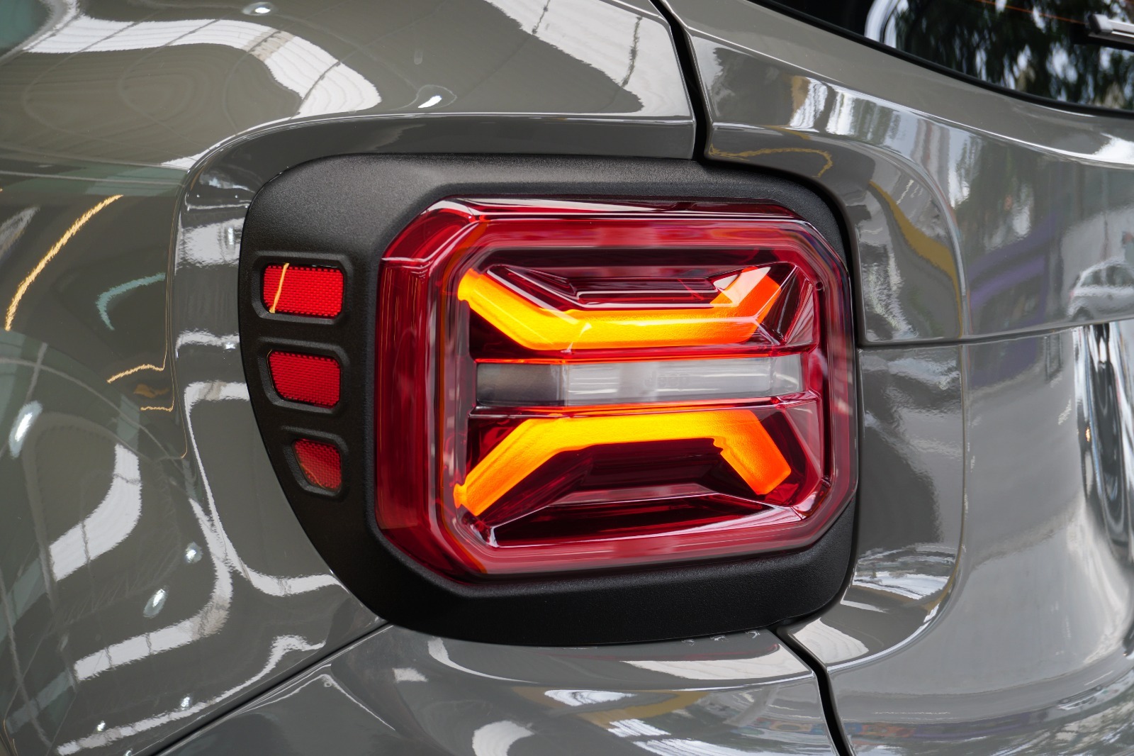 Jeep Renegade S T270 1.3 Tb 4X4 Flex Aut. - foto 17