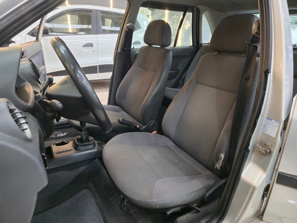 Volkswagen Gol City (trend) Titan 1.0 T. Flex 8V 4P - foto 4