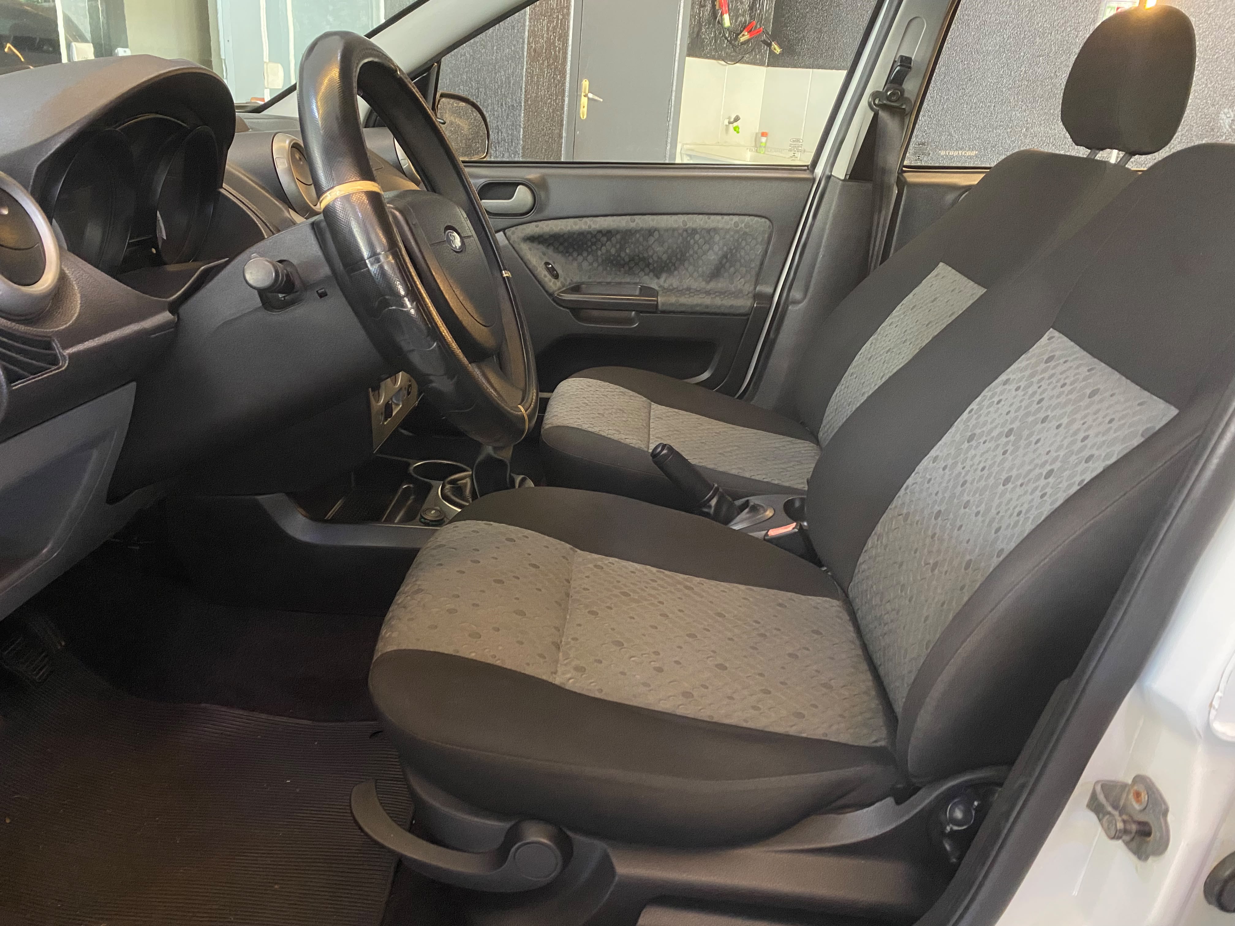 Ford Fiesta 1.6 16V Flex Mec. 5P - foto 9