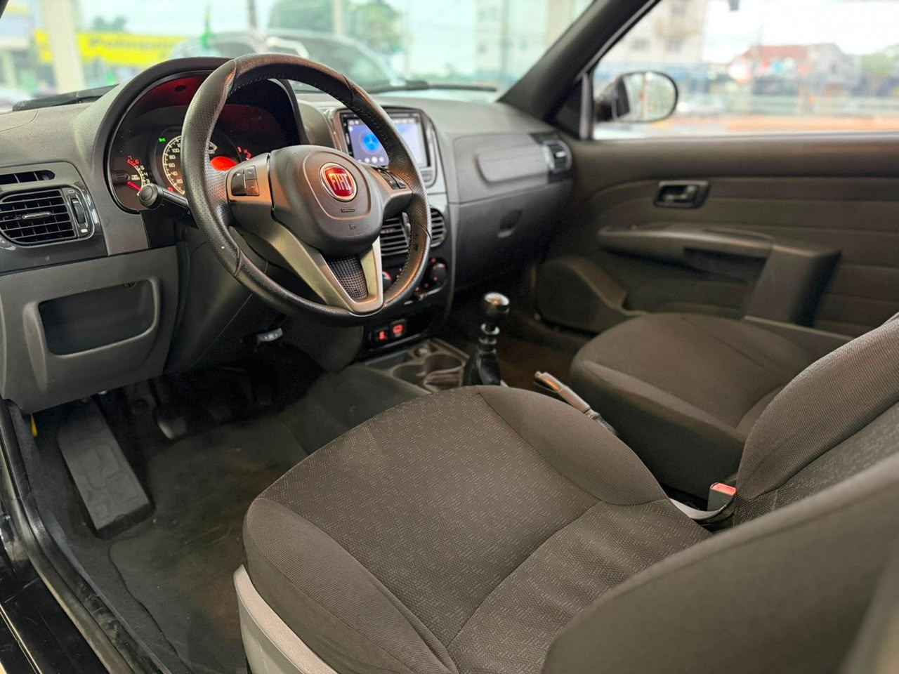 Fiat Strada Freedom 1.4 Flex 8V Cd - foto 13