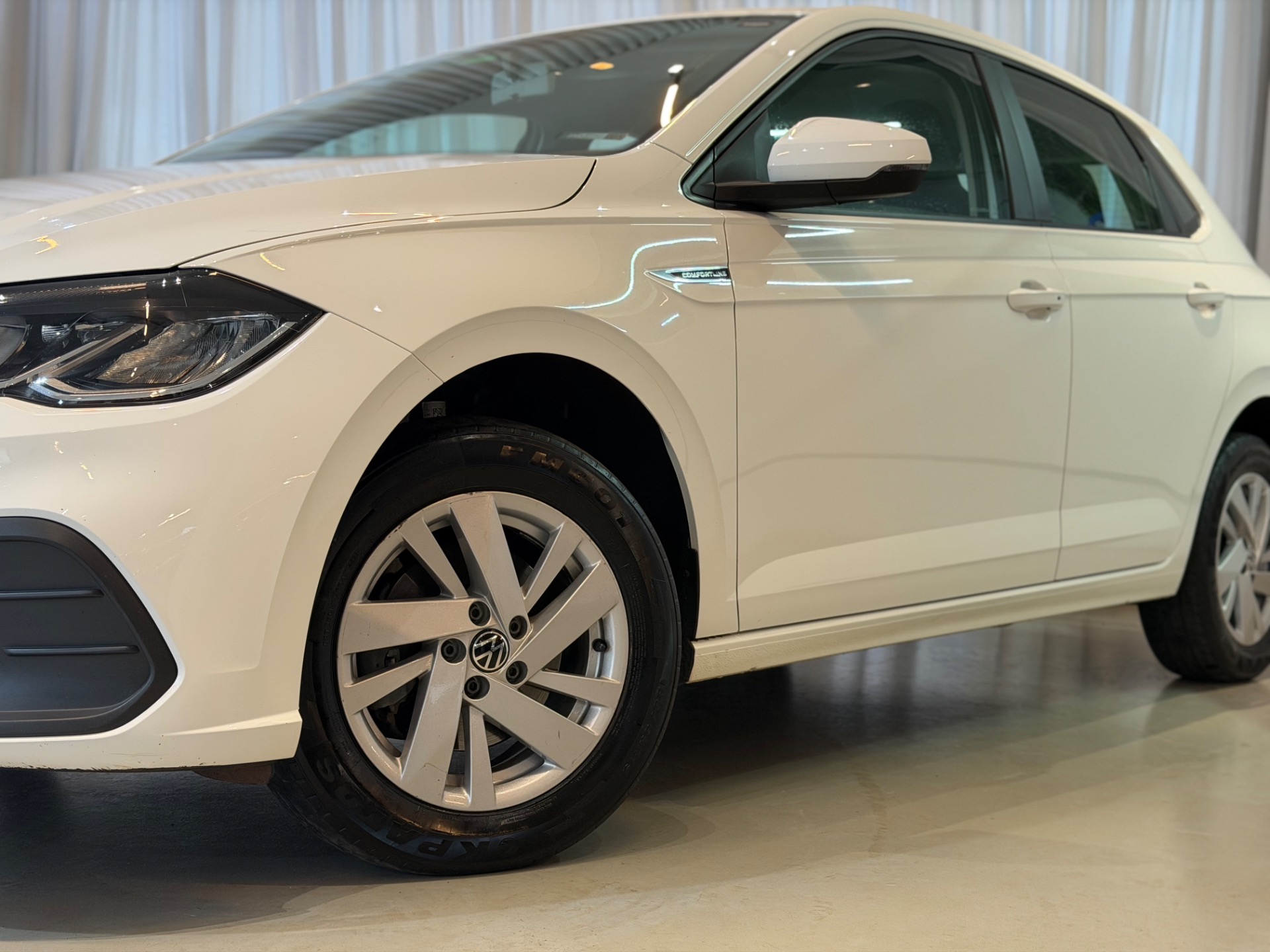 Volkswagen Polo Comfortline TSI 1.0 Flex 12V Aut. - foto 8
