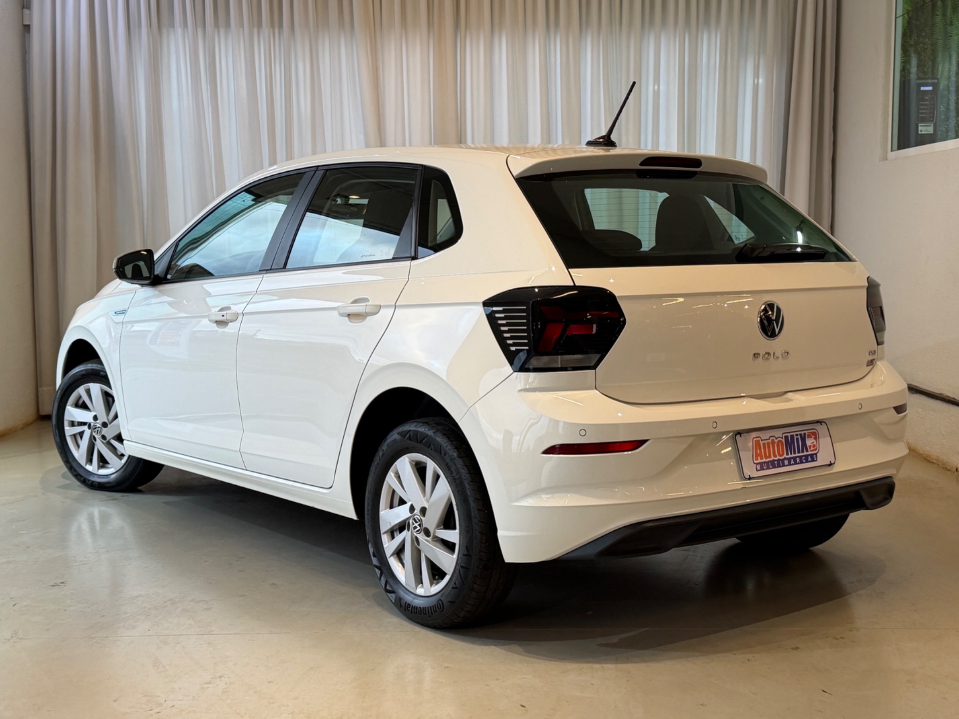 Volkswagen Polo Comfortline TSI 1.0 Flex 12V Aut. - foto 4