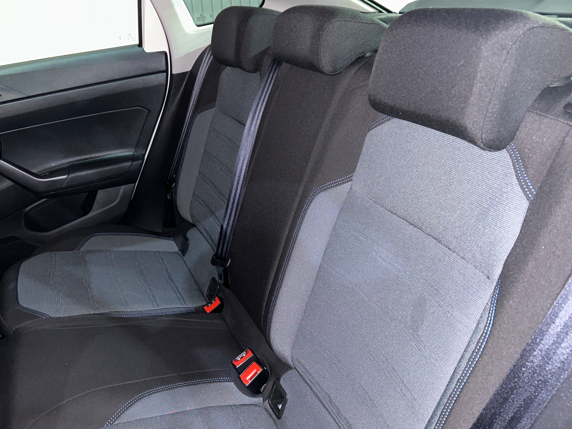 Volkswagen Nivus Comfortline 1.0 200 TSI Flex Aut. - foto 8