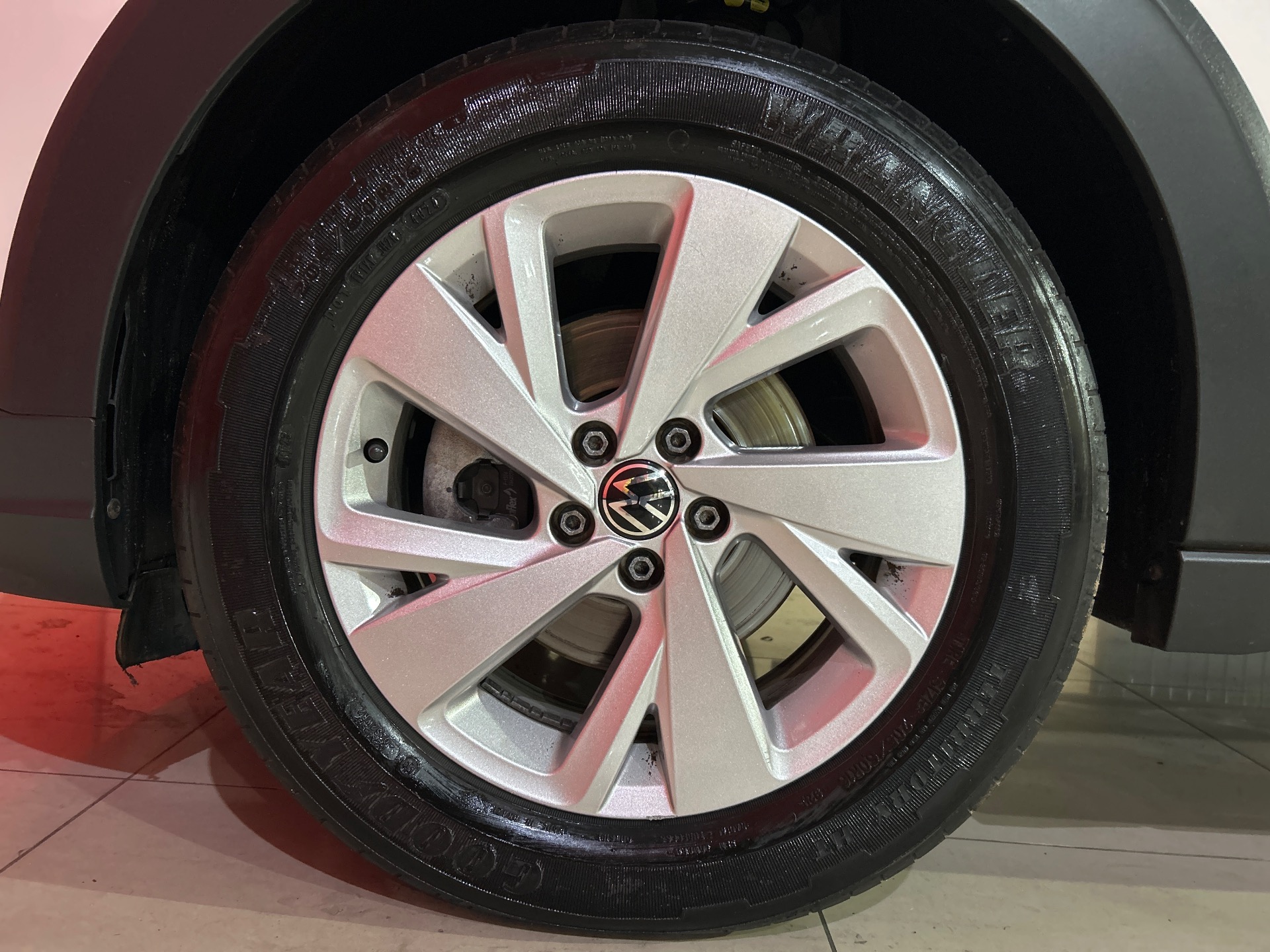 Volkswagen Nivus Comfortline 1.0 200 TSI Flex Aut. - foto 5