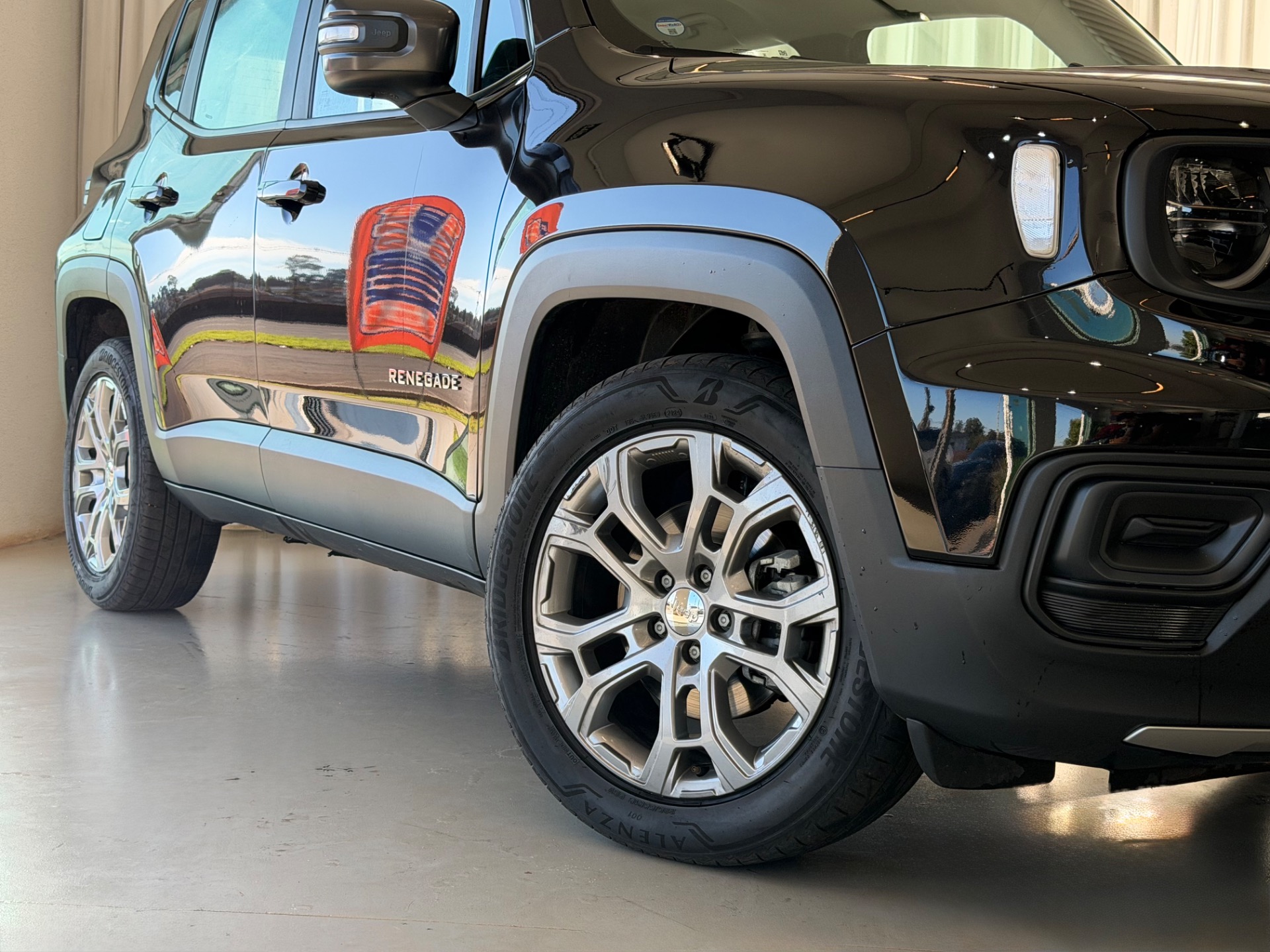Jeep Renegade Long. T270 1.3 Tb 4X2 Flex Aut. - foto 8