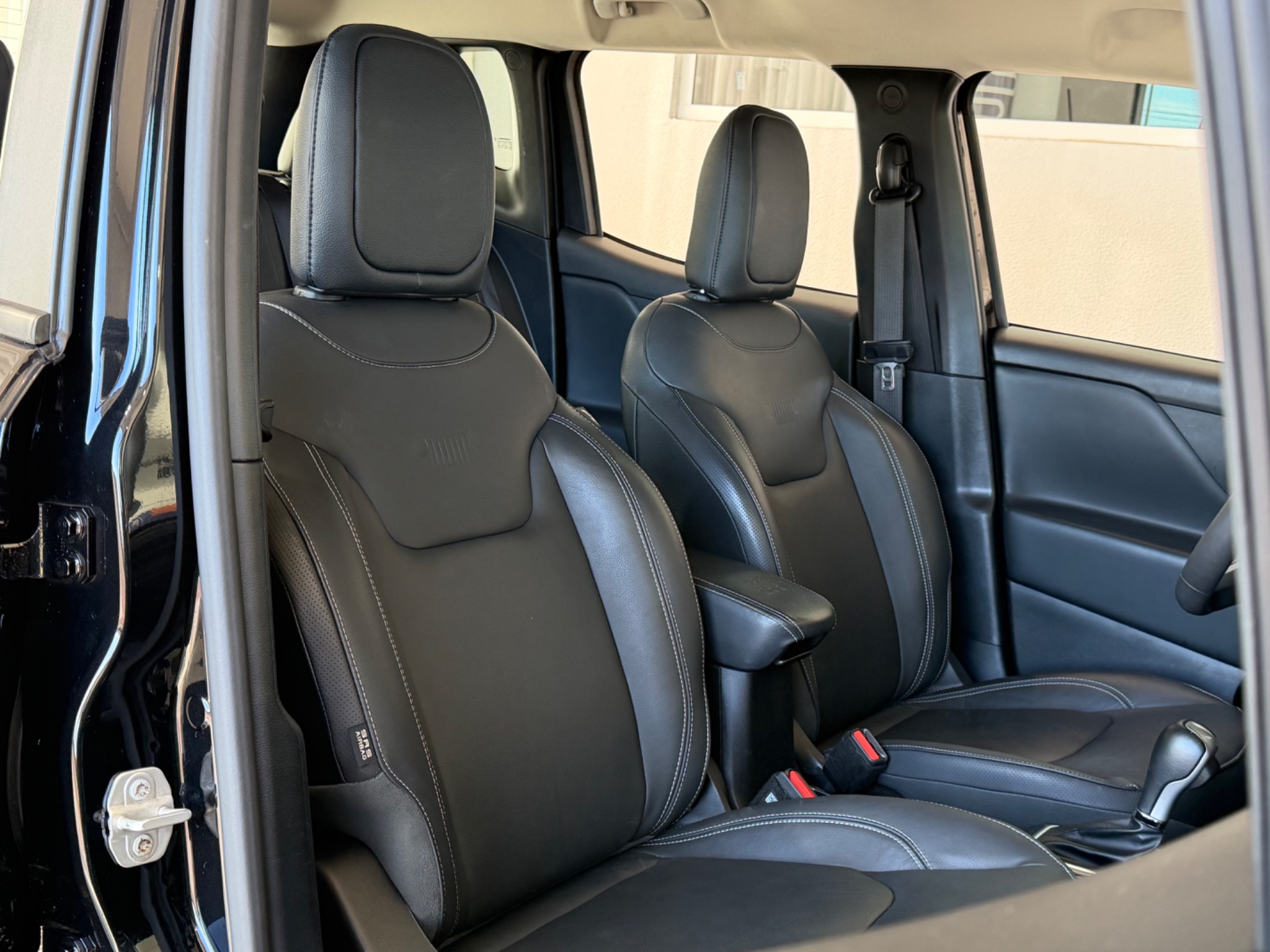 Jeep Renegade Long. T270 1.3 Tb 4X2 Flex Aut. - foto 19