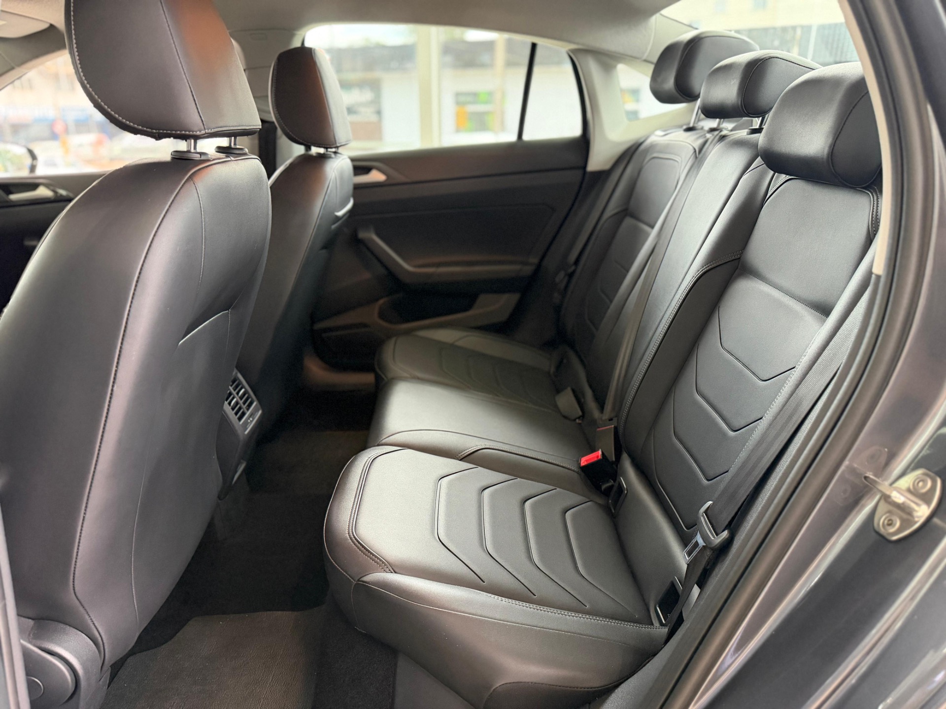 Volkswagen Virtus Comfort. 200 TSI 1.0 Flex 12V Automático - foto 12