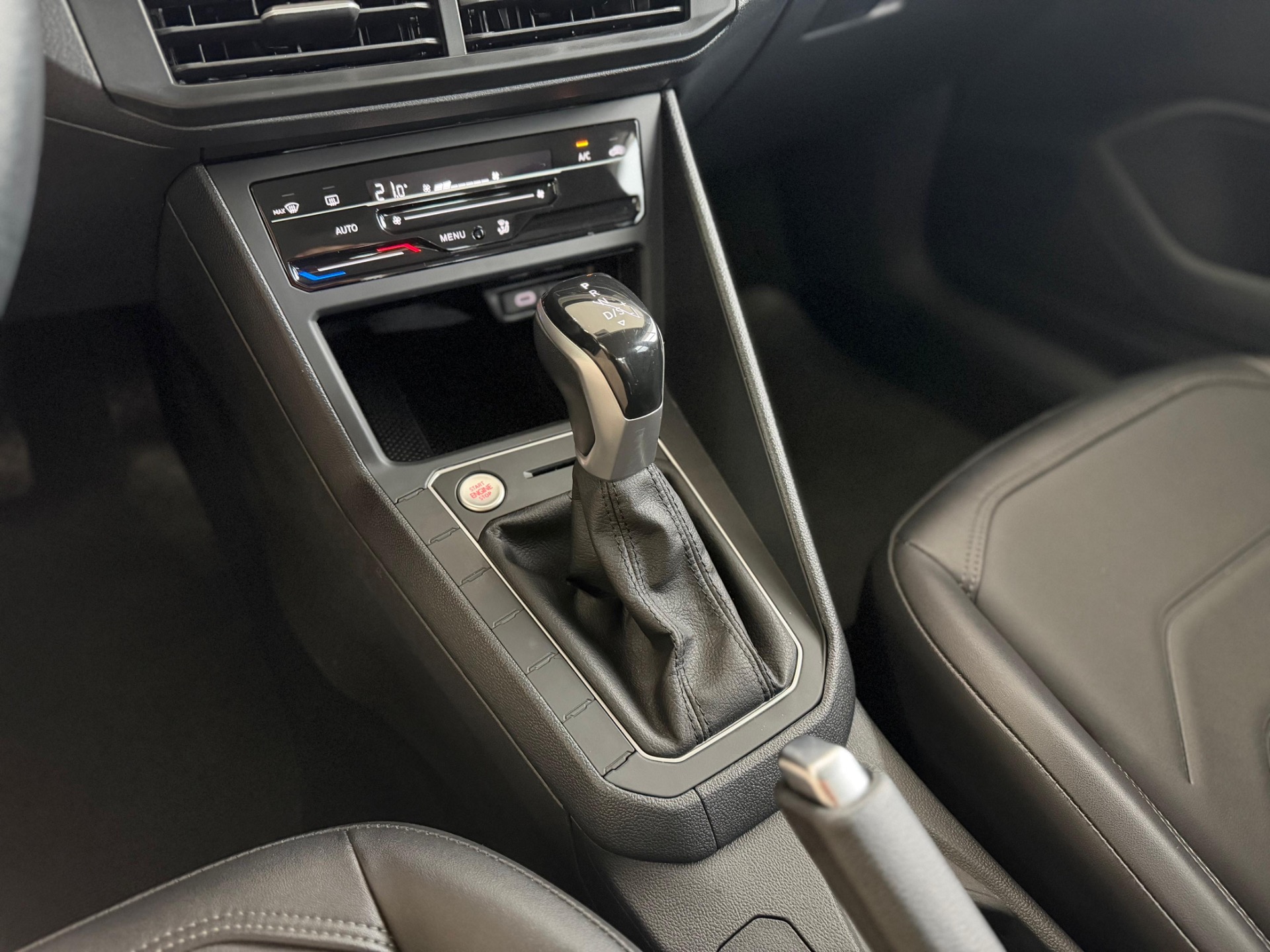 Volkswagen Virtus Comfort. 200 TSI 1.0 Flex 12V Automático - foto 13