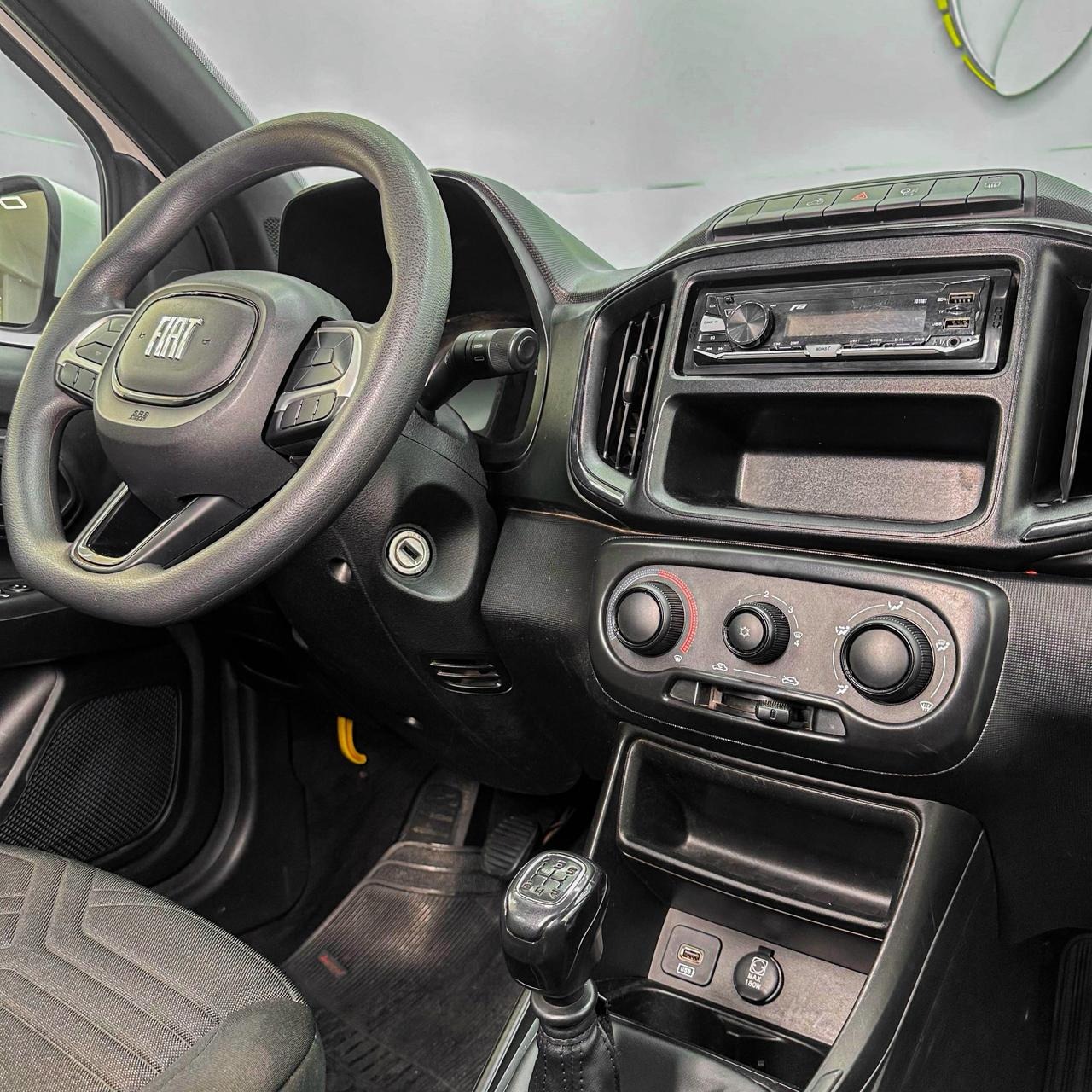 Fiat Strada Freedom 1.3 Flex 8V Cd - foto 12