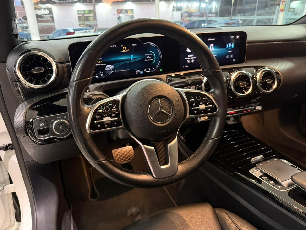 Mercedes-Benz A 250 2.0 Tb Hatch Vision - foto 15