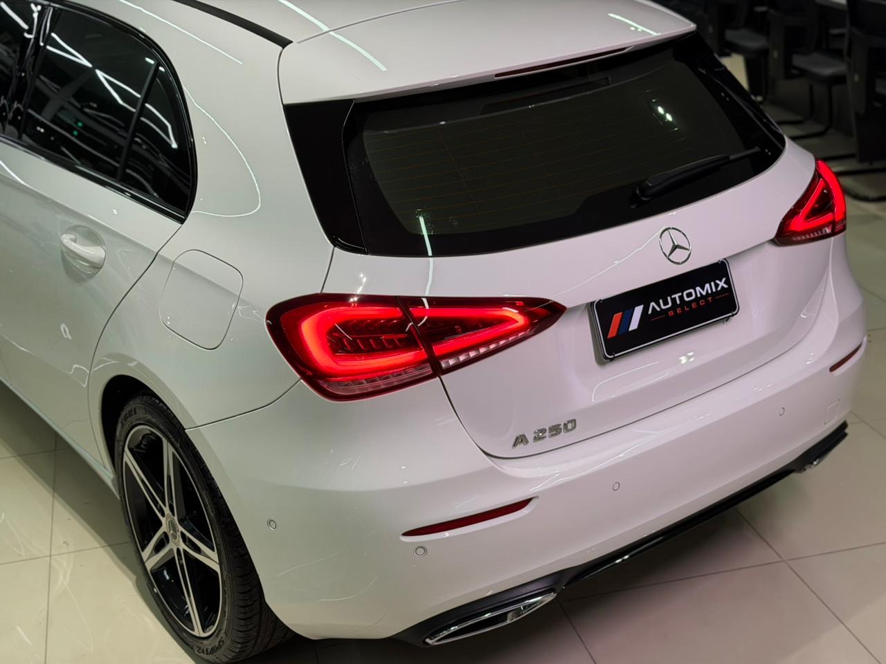 Mercedes-Benz A 250 2.0 Tb Hatch Vision - foto 8