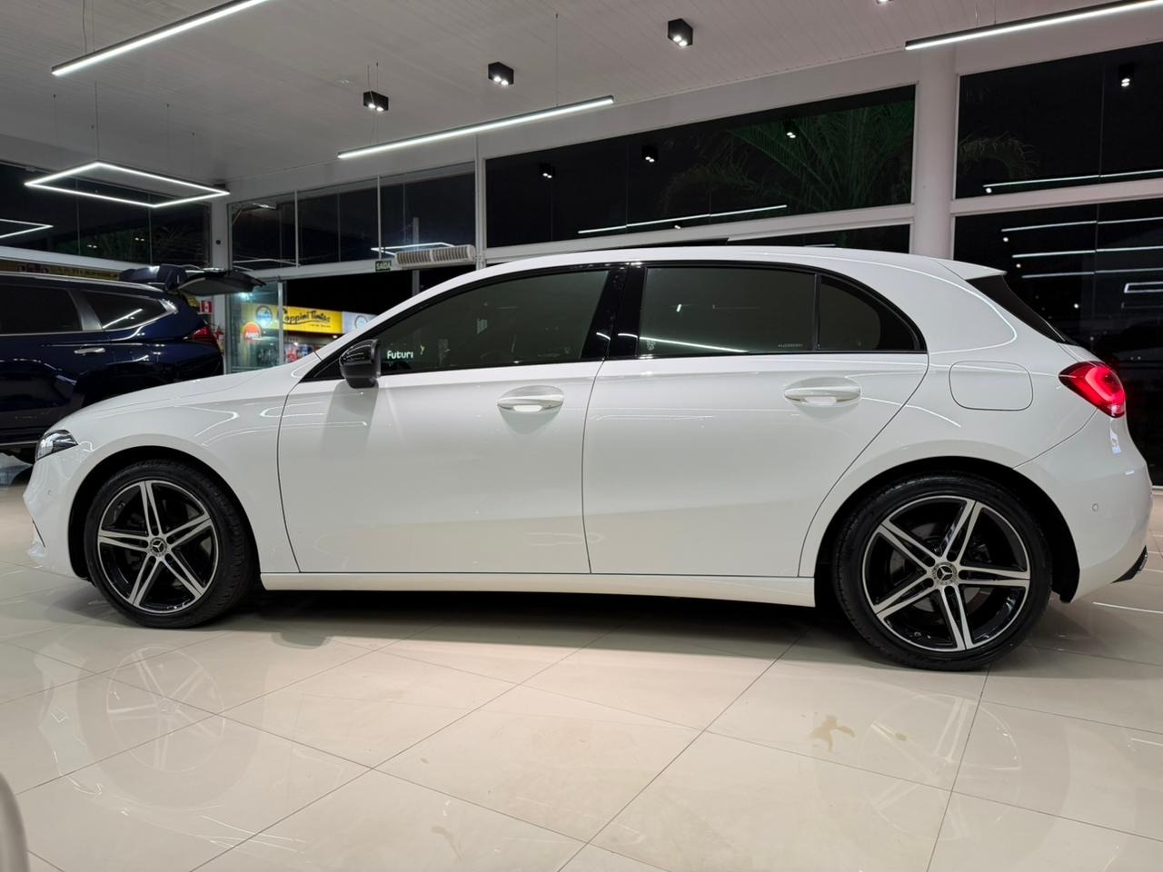 Mercedes-Benz A 250 2.0 Tb Hatch Vision - foto 6