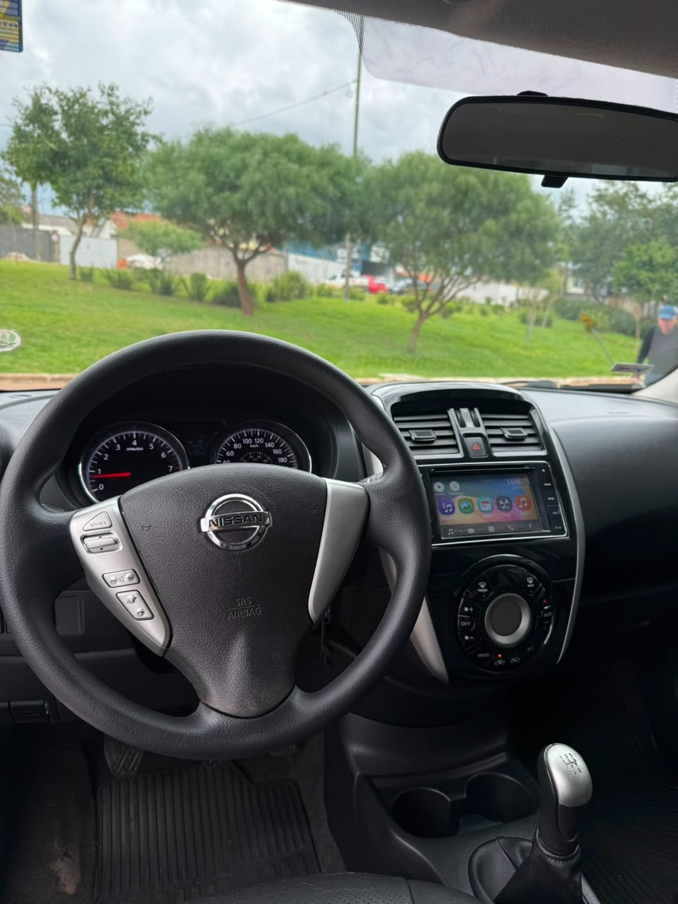 Nissan Versa Sl 1.6 16V Flex Fuel 4P Mec. - foto 4