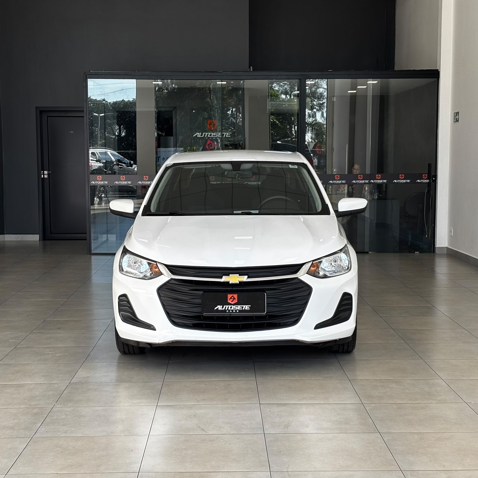 Chevrolet Onix Hatch 1.0 12V Flex 5P Mec. - foto 2