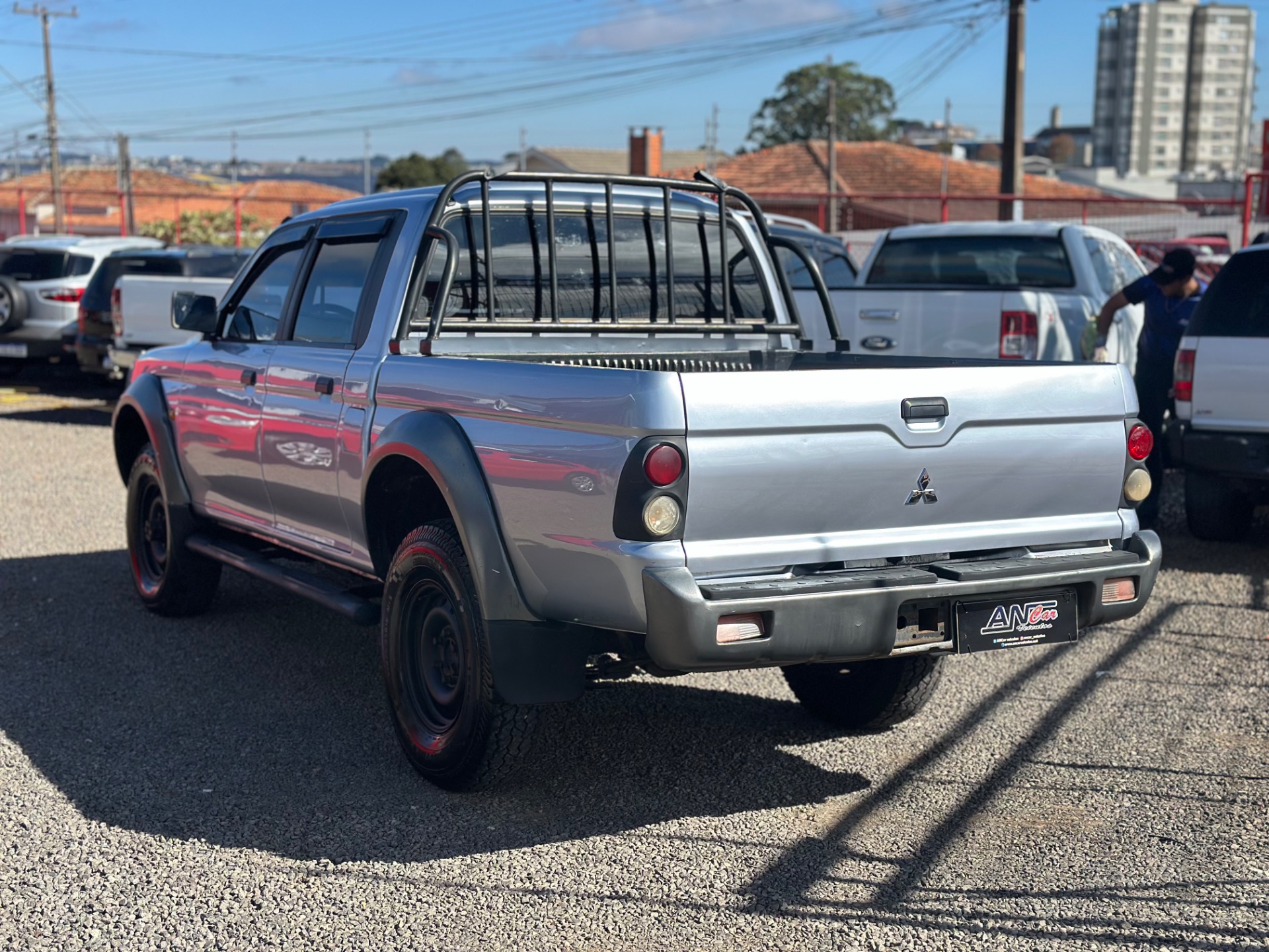 Mitsubishi L200 Gl 2.5 4X4 Cd Diesel - foto 4
