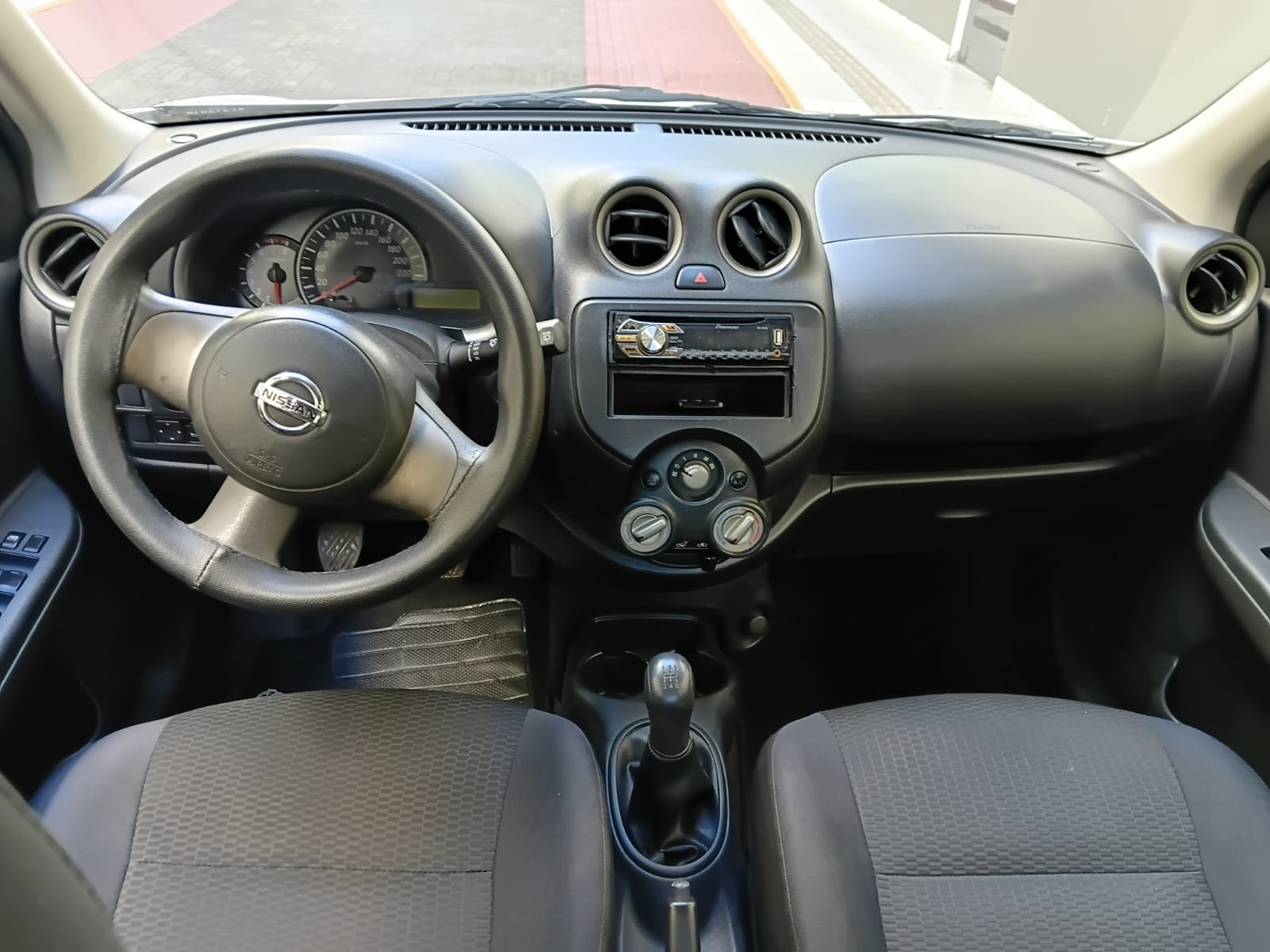Nissan March S 1.0 16V Flex Fuel 5P - foto 3