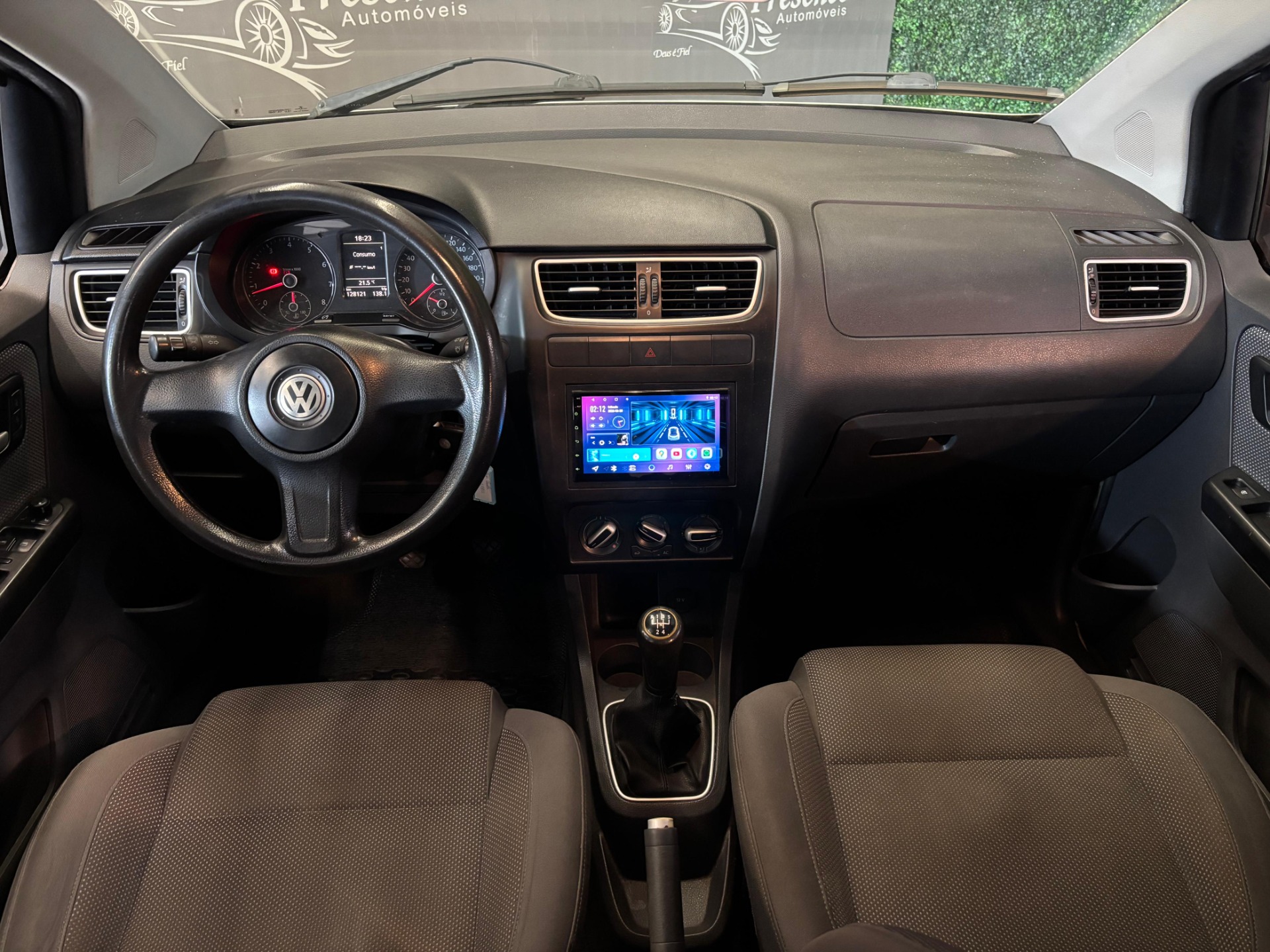 Volkswagen Fox 1.6 Mi Total Flex 8V 5P - foto 14