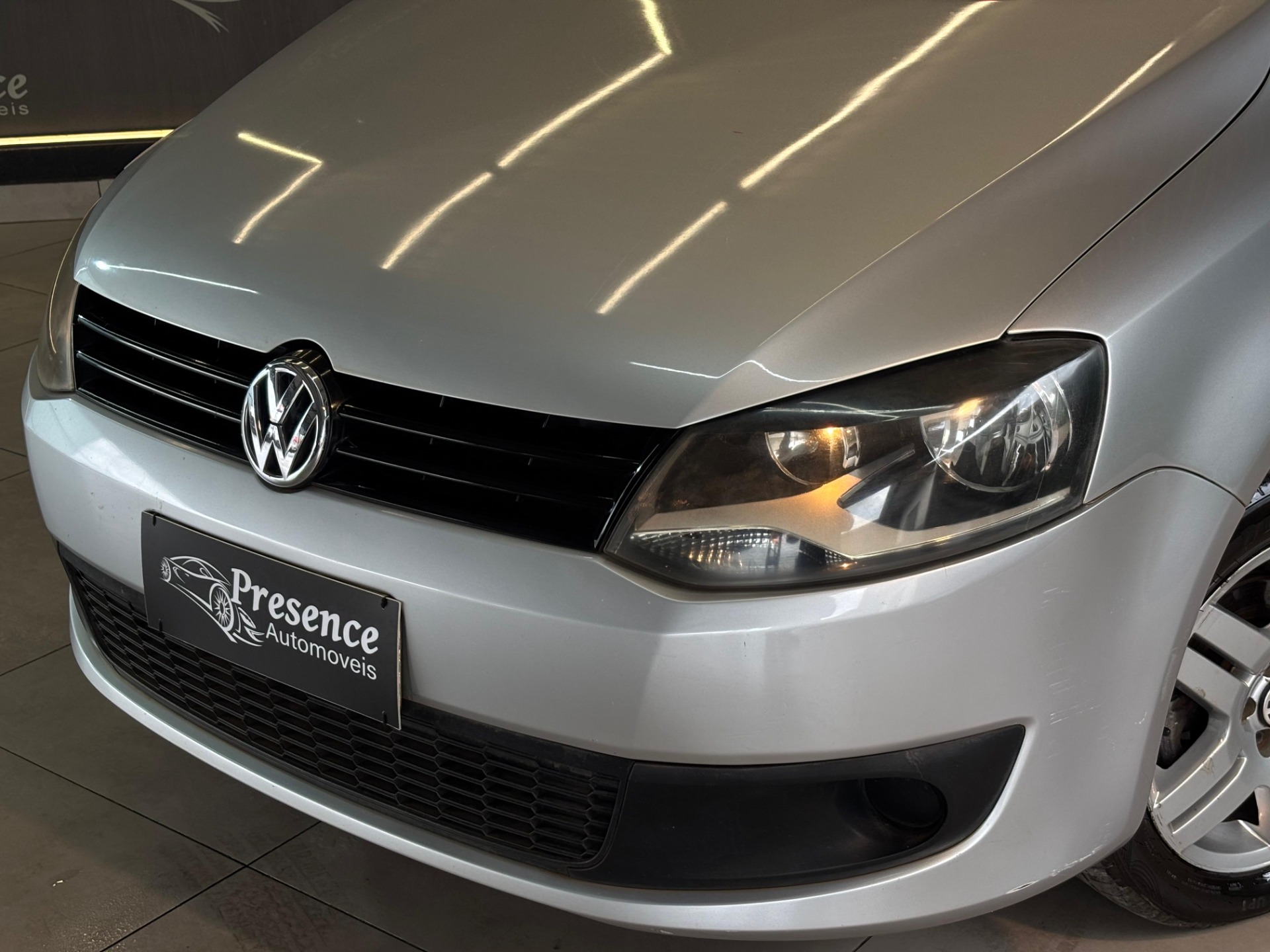 Volkswagen Fox 1.6 Mi Total Flex 8V 5P - foto 3