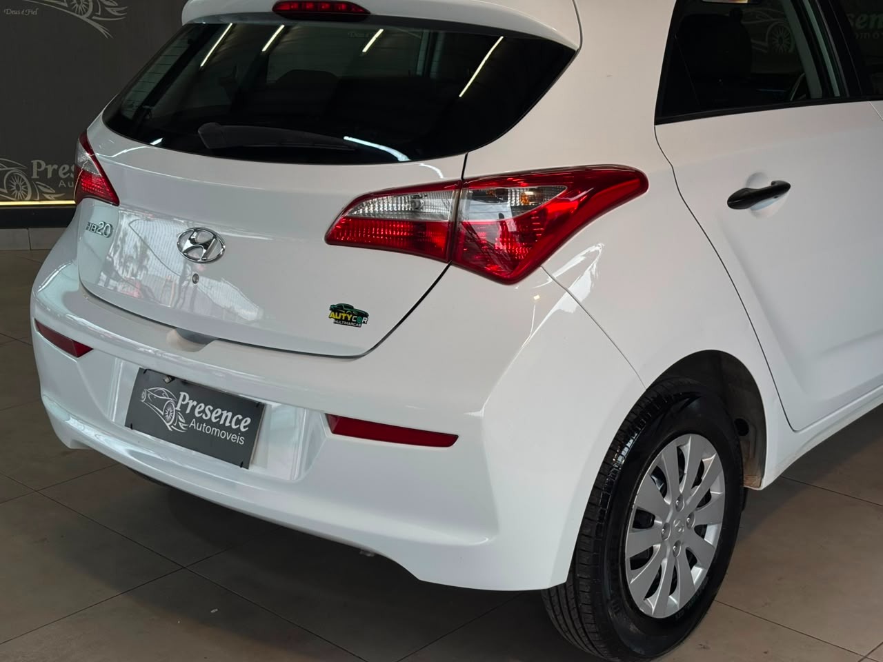 Hyundai HB20 5 Anos 1.0 Flex 12V Mec. - foto 6