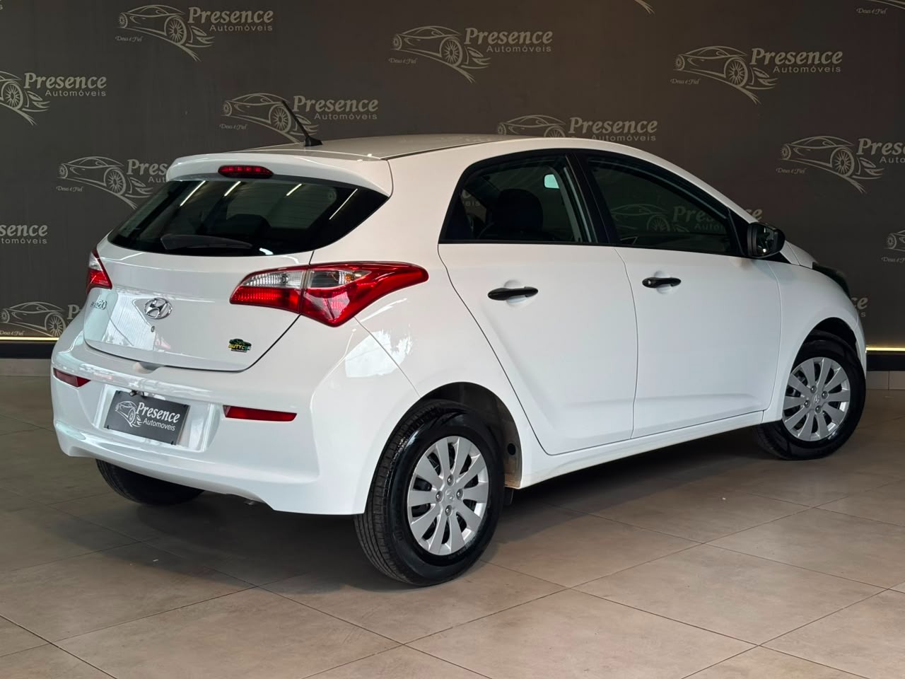 Hyundai HB20 5 Anos 1.0 Flex 12V Mec. - foto 5