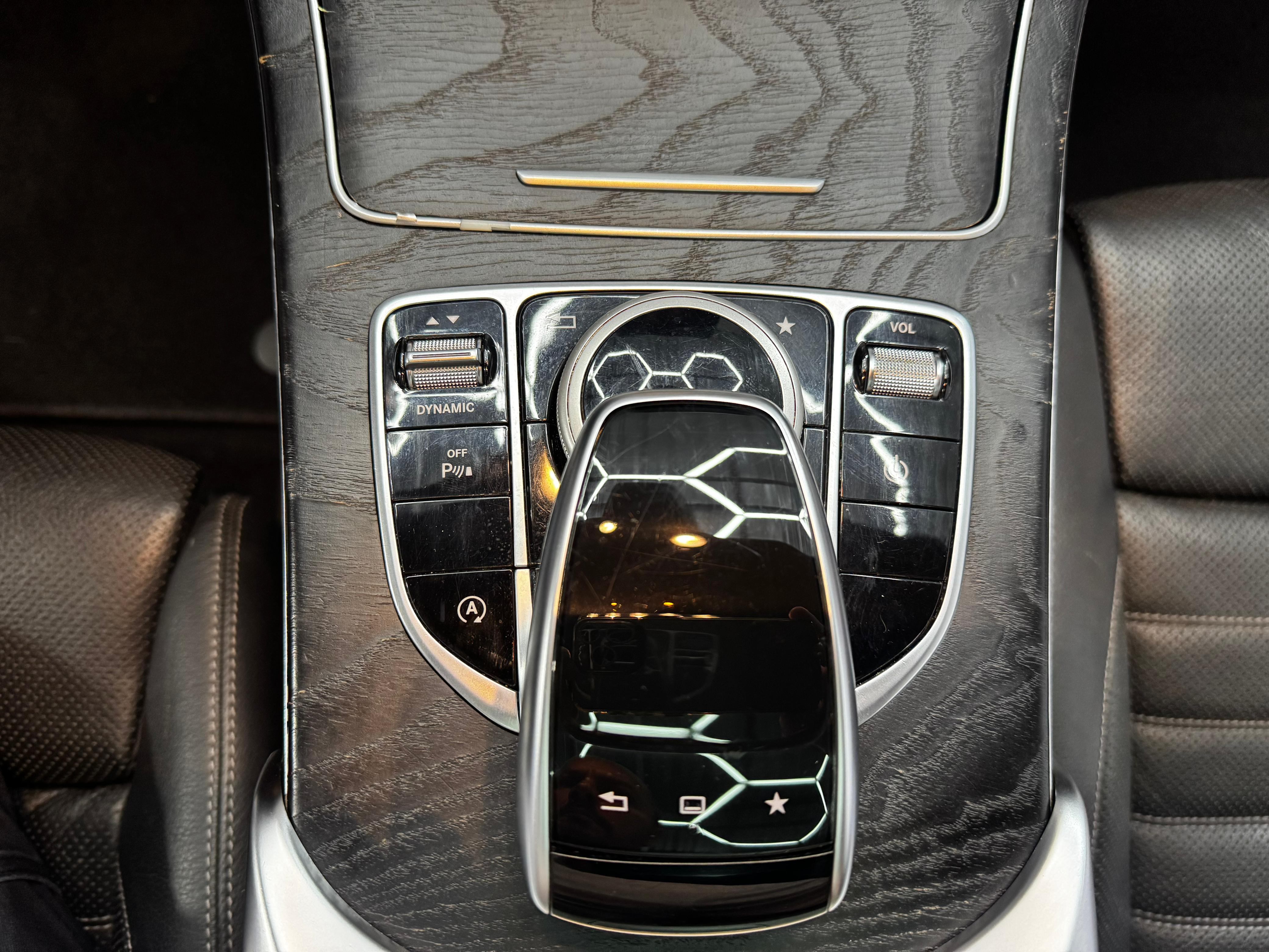 Mercedes-Benz Classe C C 250 C 250 Sport Coupe 2.0 16V 211cv Aut. - foto 19