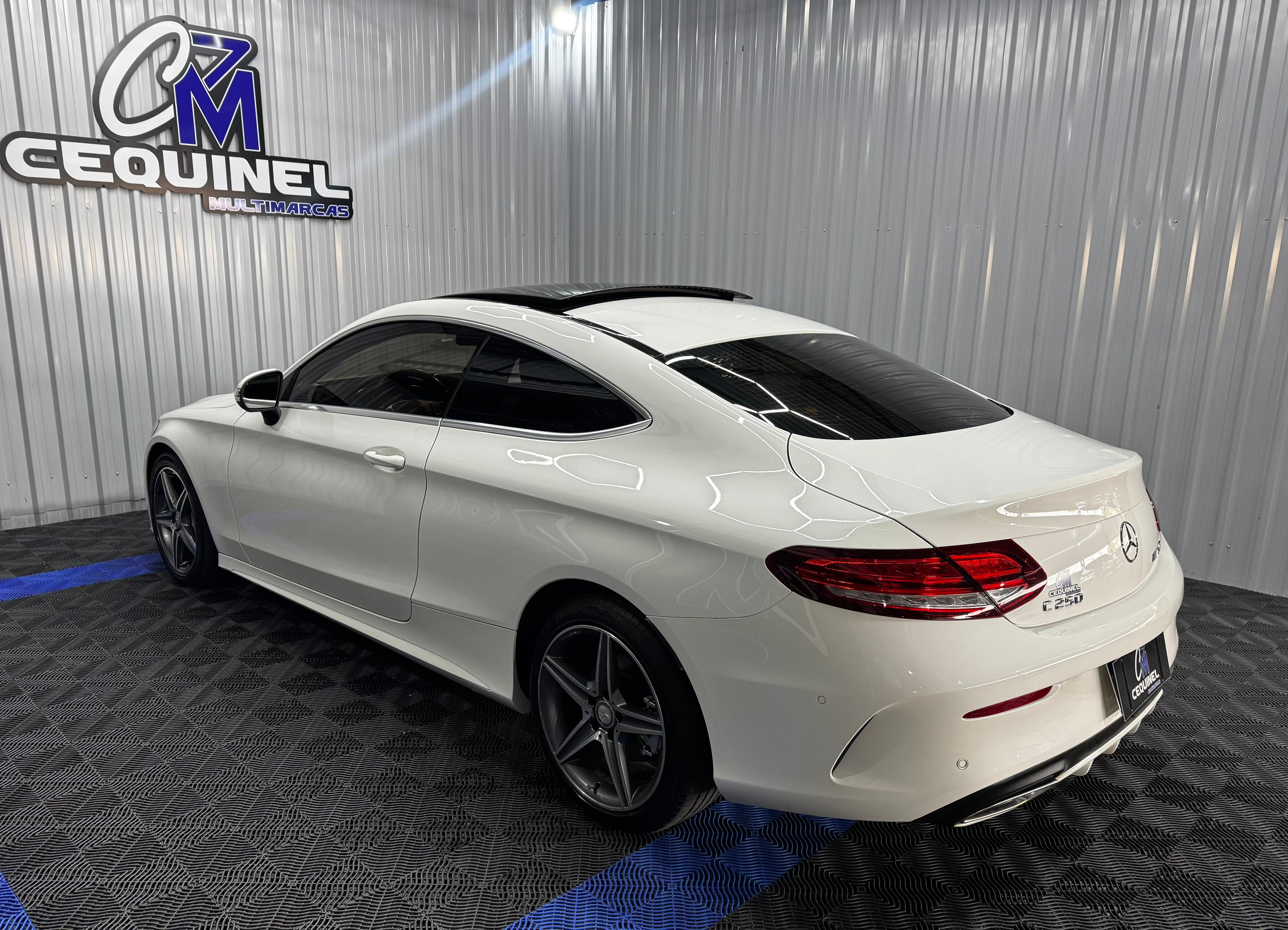 Mercedes-Benz Classe C C 250 C 250 Sport Coupe 2.0 16V 211cv Aut. - foto 5