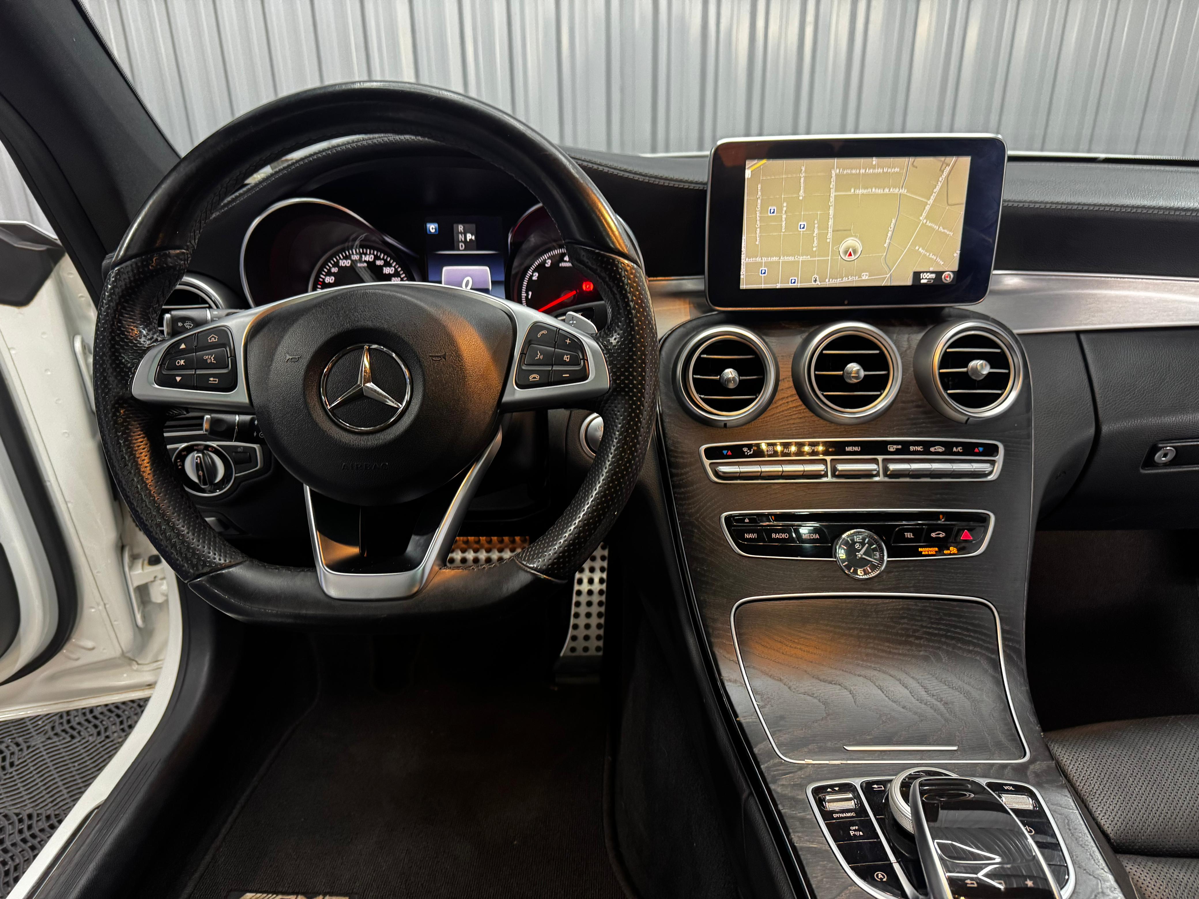 Mercedes-Benz Classe C C 250 C 250 Sport Coupe 2.0 16V 211cv Aut. - foto 10
