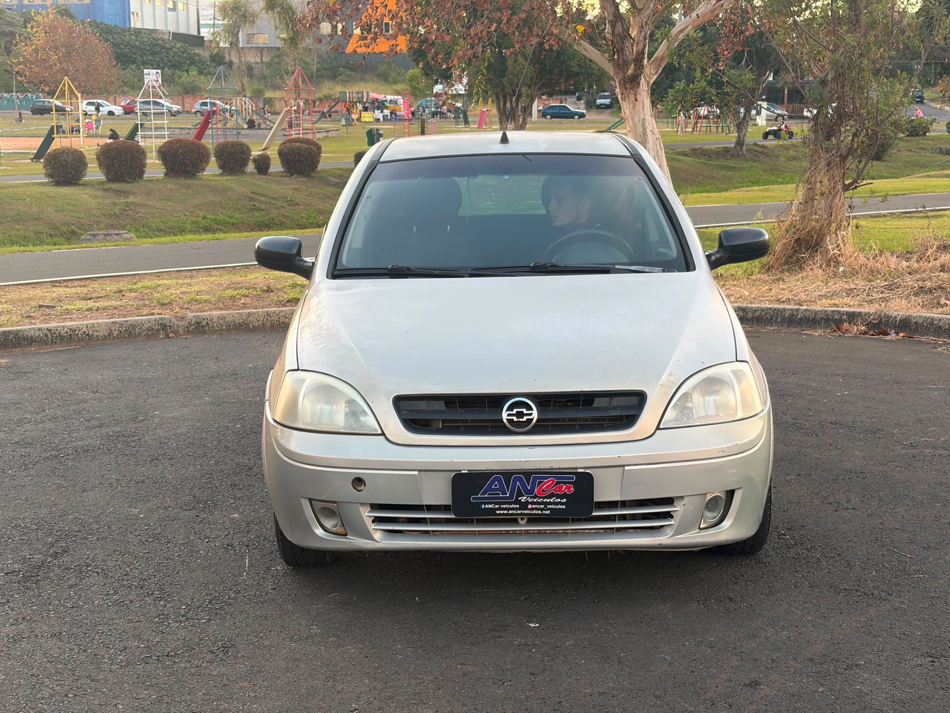 Chevrolet Corsa Hat. Maxx 1.0 1.0 Flexpower 8V 5P - foto 2