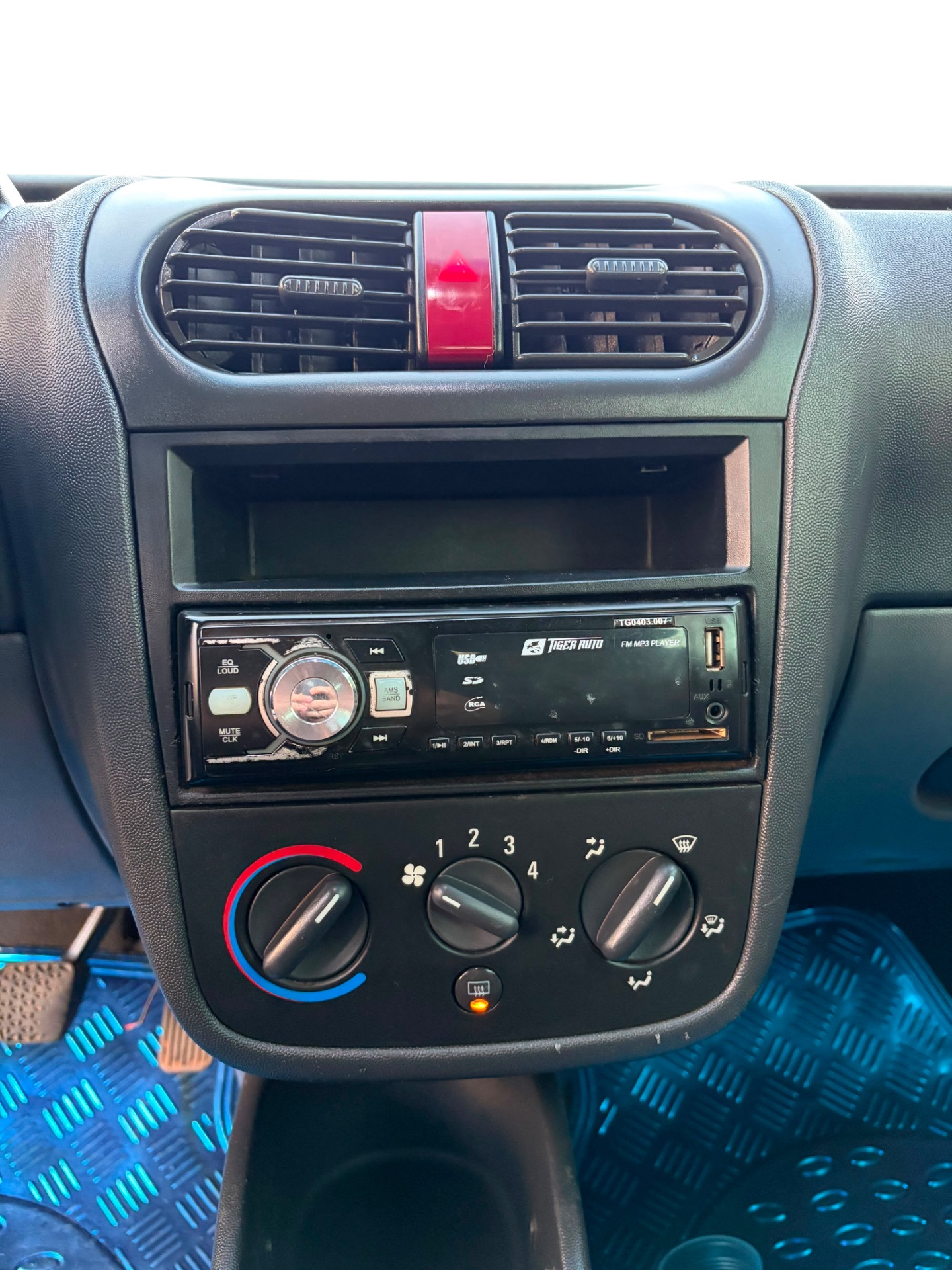 Chevrolet Corsa Hat. Maxx 1.0 1.0 Flexpower 8V 5P - foto 10
