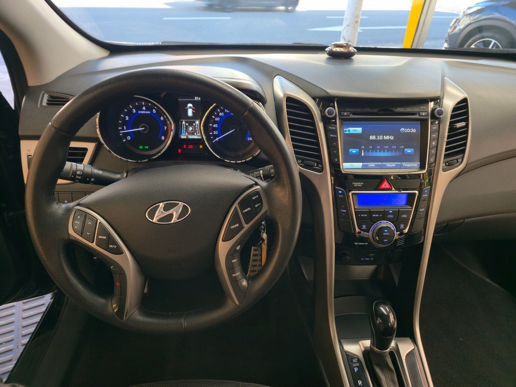 Hyundai i30 1.8 16V Aut. 5P - foto 10