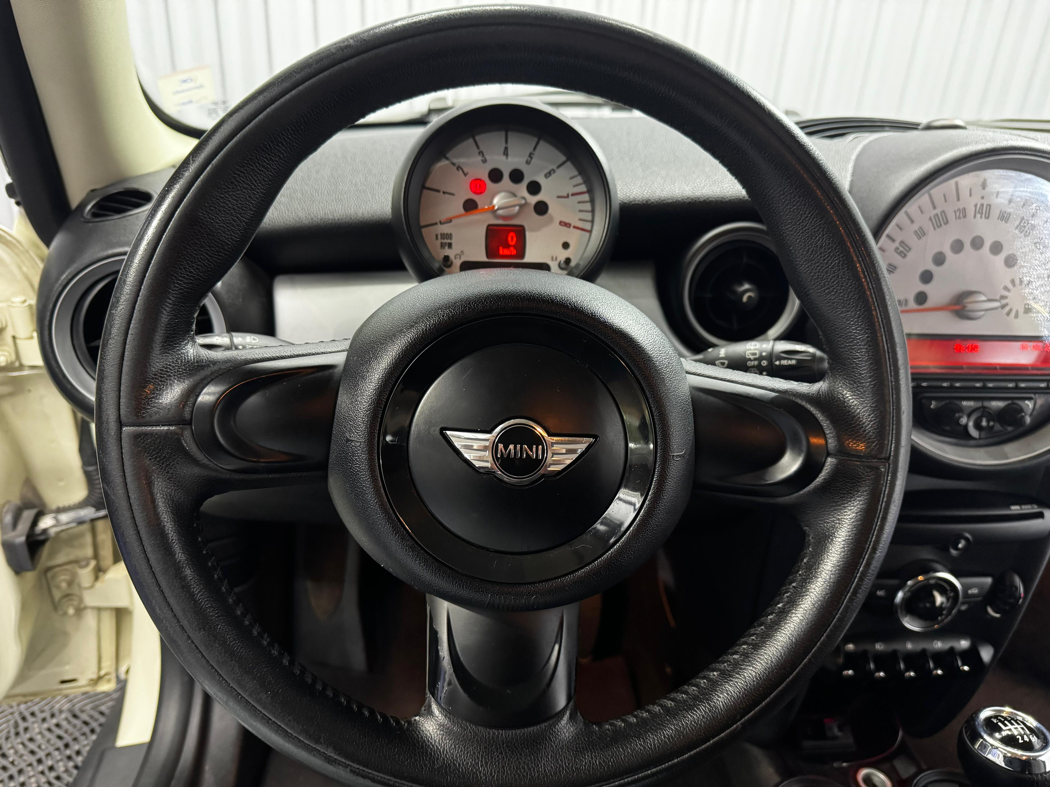 MINI ONE 1.6 Mec. - foto 11