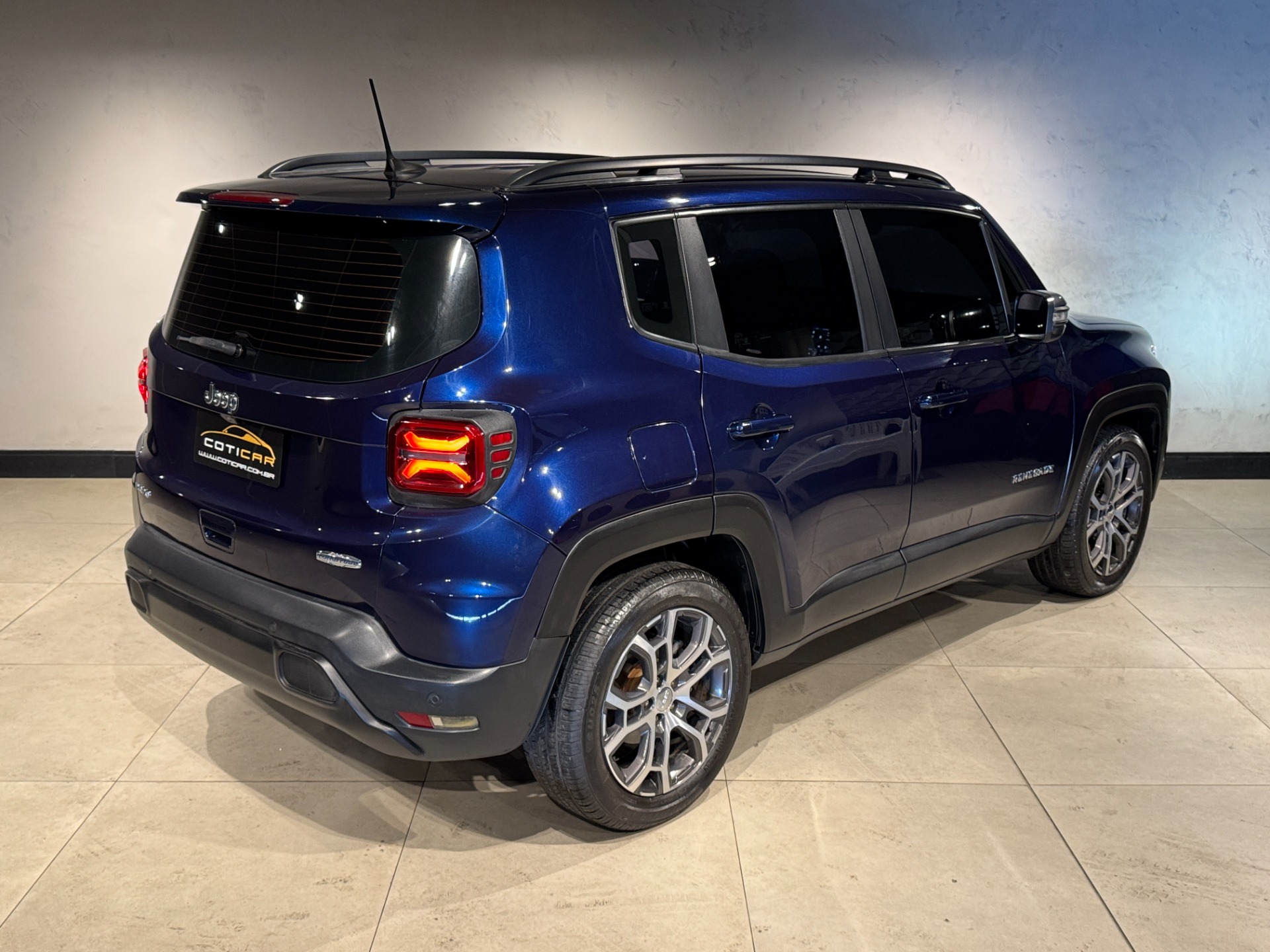 Jeep Renegade Long. T270 1.3 Tb 4X2 Flex Aut. - foto 4