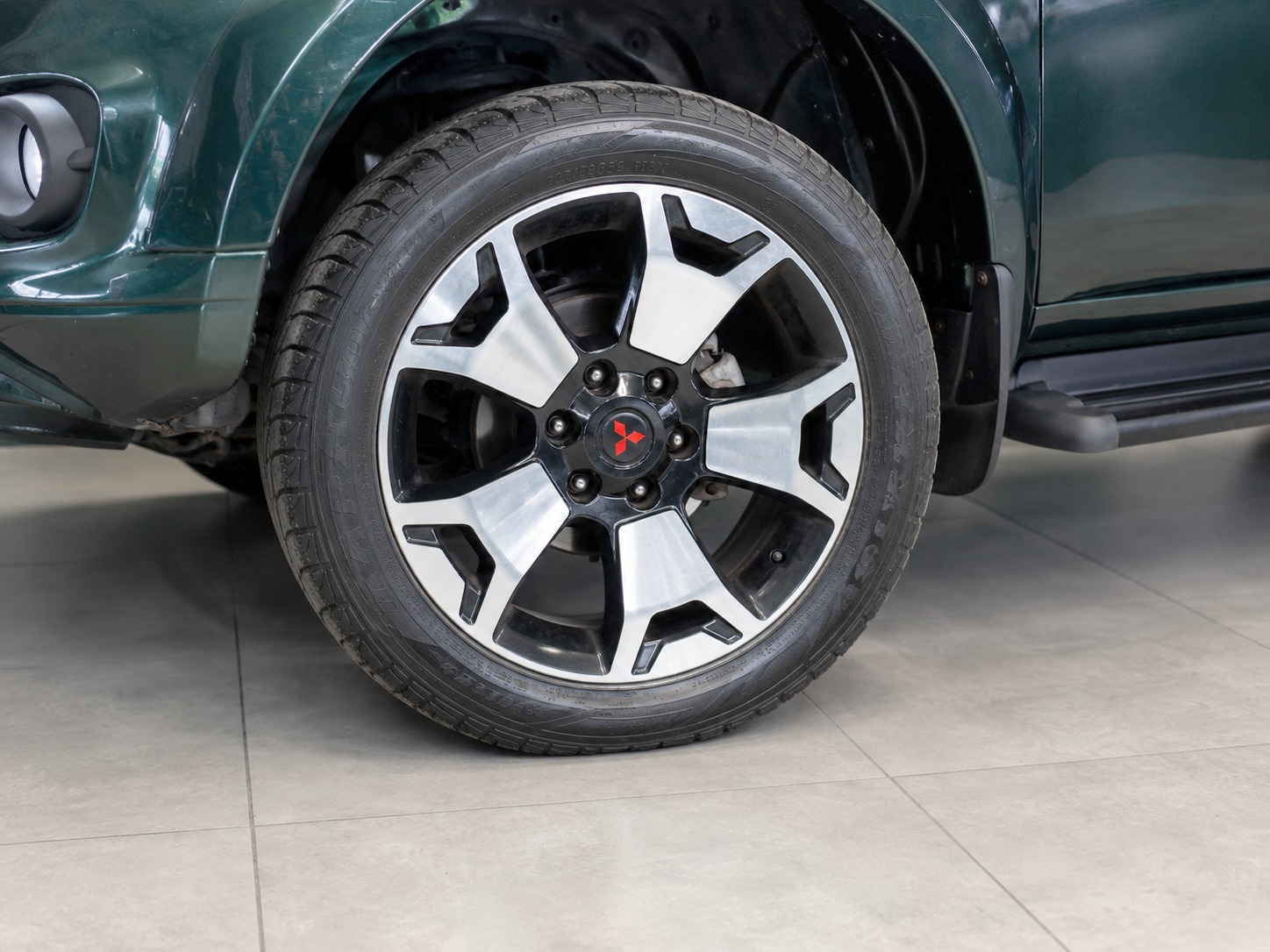 Mitsubishi L200 Triton Triton Hpe 3.2 Cd Tb Int.diesel Automático - foto 6