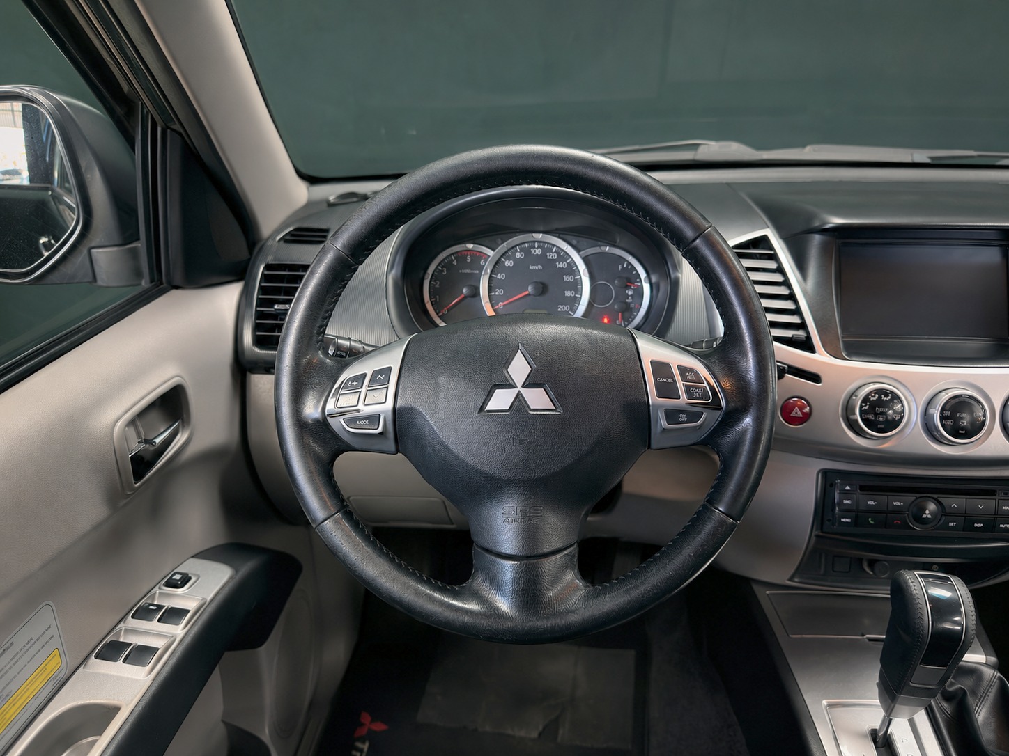 Mitsubishi L200 Triton Triton Hpe 3.2 Cd Tb Int.diesel Automático - foto 10